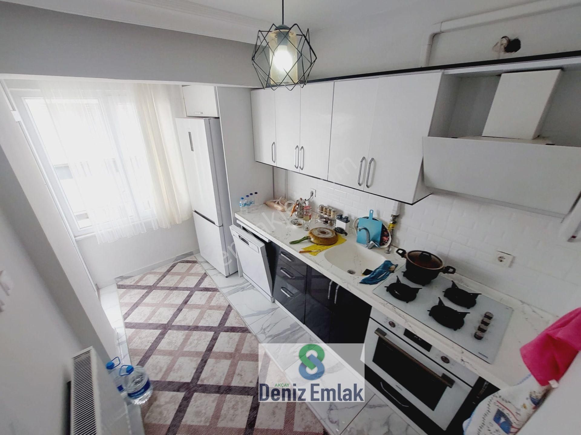 Denizden Akçayda Öncephe Doğalgazlı Arakat Eşyalı Satılık 2+1 Daire . - Görsel 13