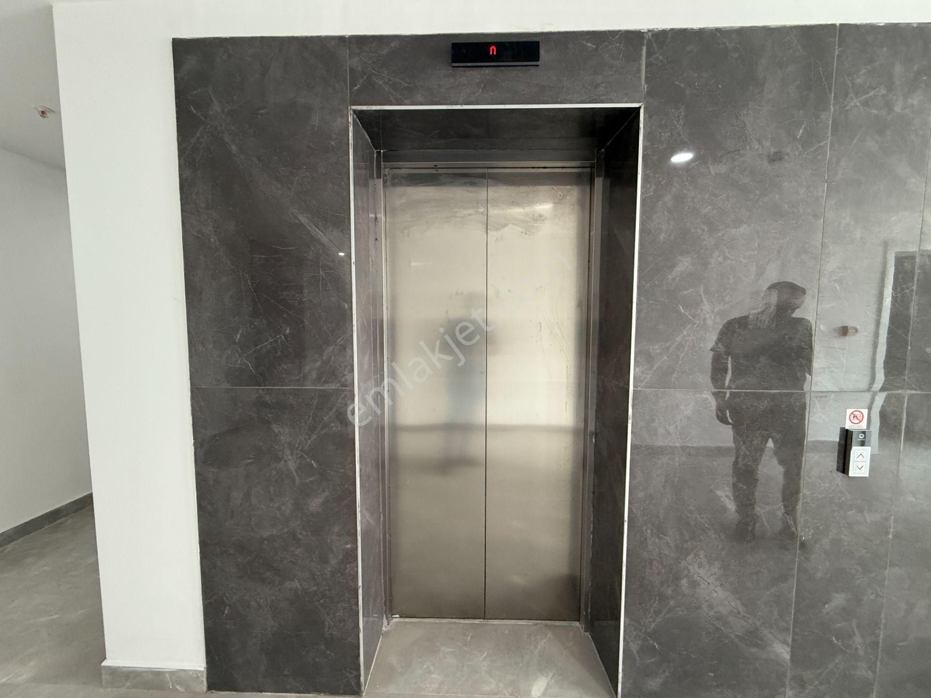 Kalecik Emlak'tan Protokol Yakını Manzaralı 4+1 Site Asansörlü 10.kat - Görsel 31