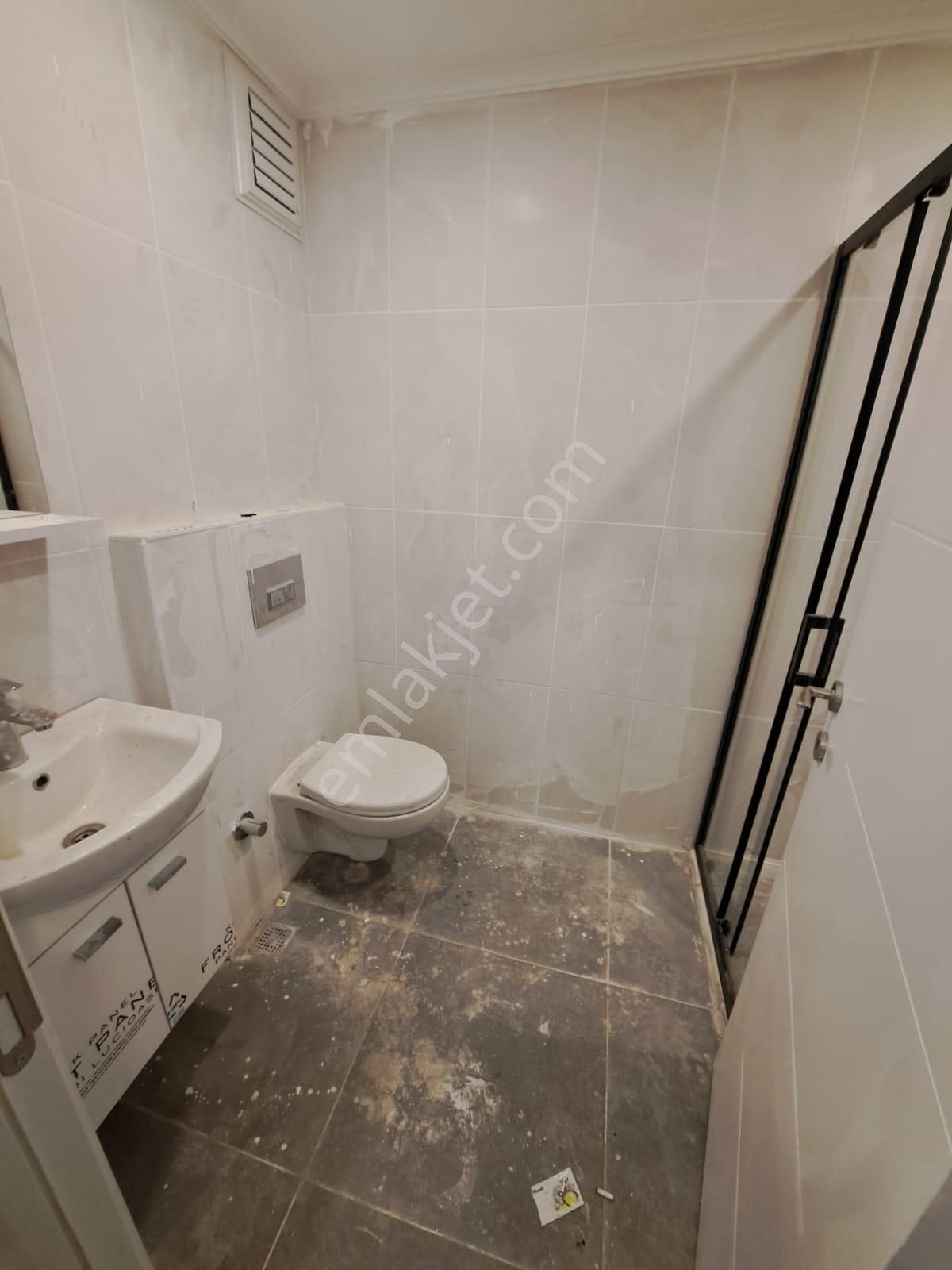 Maltepe Altıntepe'de 1+1 Kiralık Sıfır Giriş Altında Daire Vardır Kat Arakat - Görsel 15
