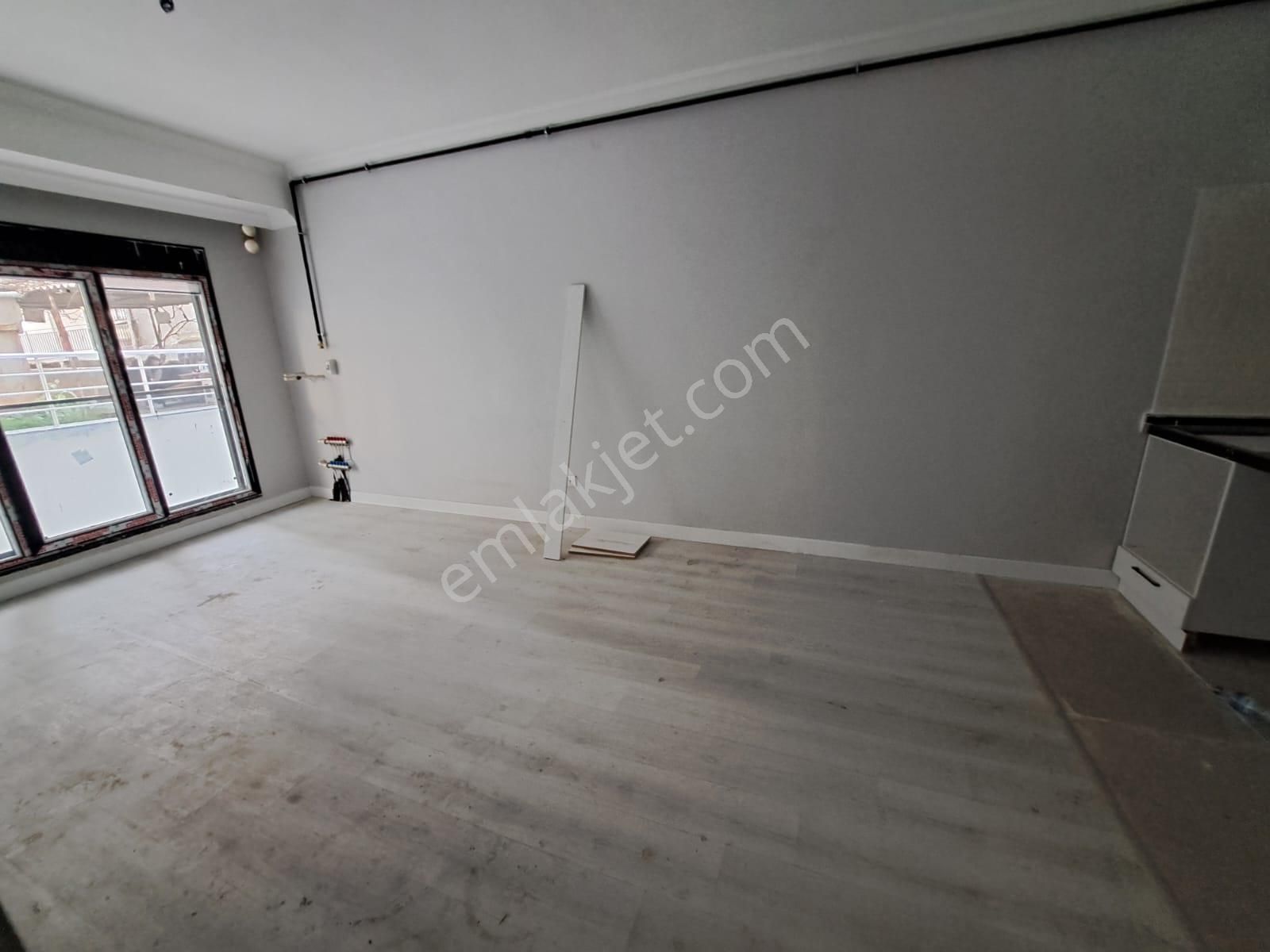 Maltepe Altıntepe'de 1+1 Kiralık Sıfır Giriş Altında Daire Vardır Kat Arakat - Görsel 8