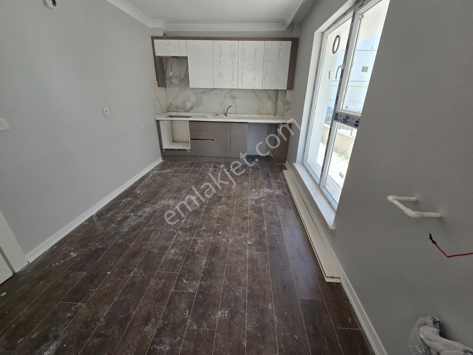 Yenikent Mustafa Kemal Mah. Ters Dubleks 5+1 Satılık Daire - Görsel 3