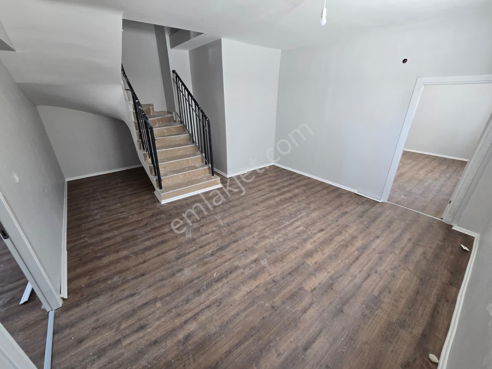 Yenikent Mustafa Kemal Mah. Ters Dubleks 5+1 Satılık Daire - Görsel 4