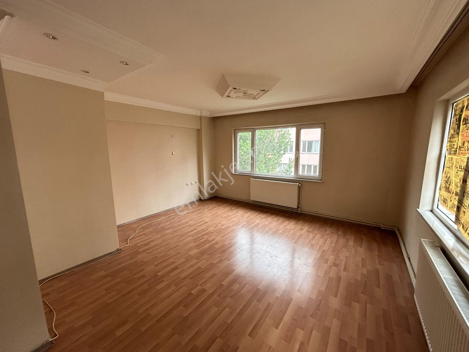 Cihan Emlak - Kiralık - Paşakentte Site İçerisinde Arakat 3+1 Daire - Görsel 2