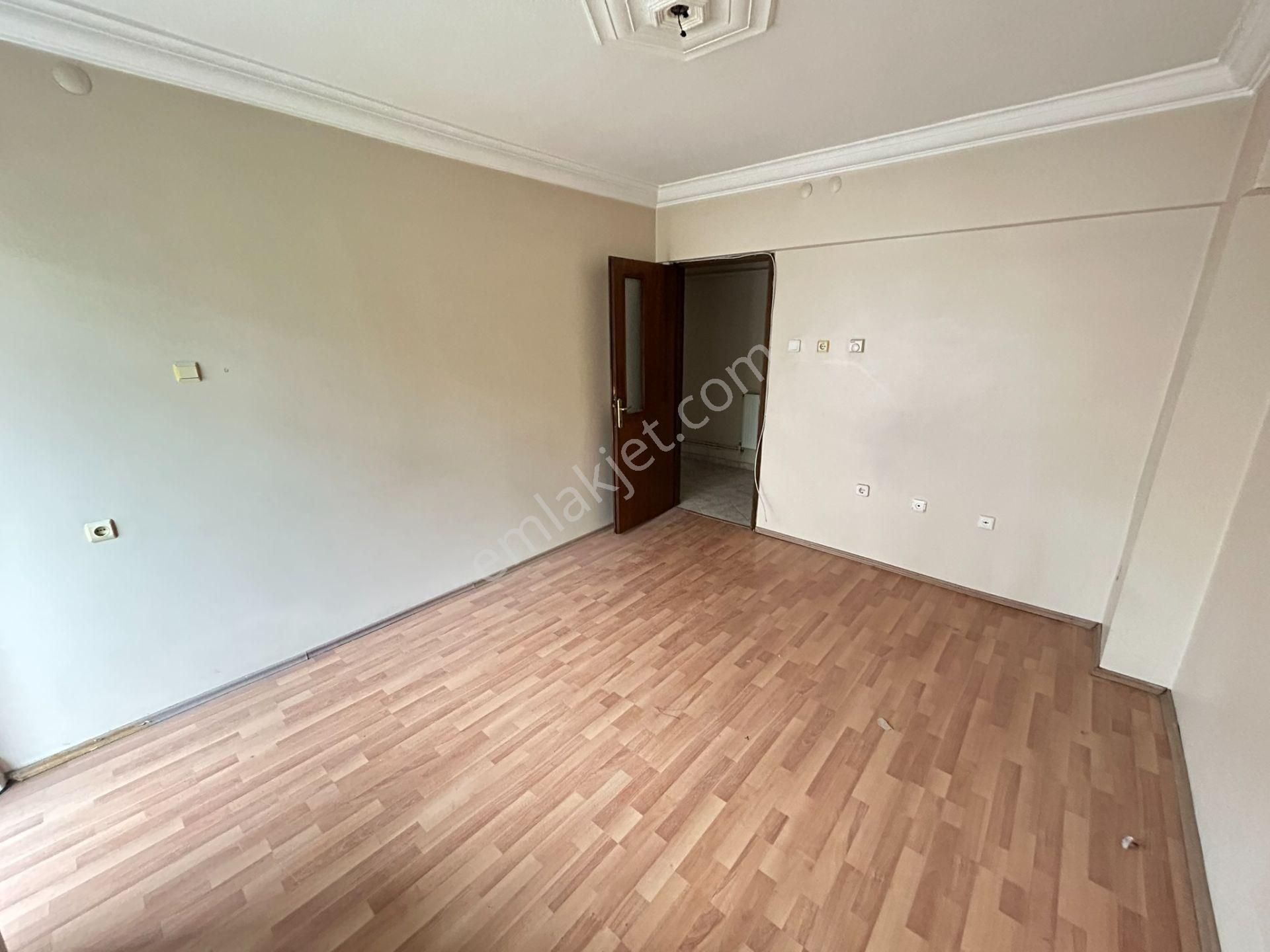 Cihan Emlak - Kiralık - Paşakentte Site İçerisinde Arakat 3+1 Daire - Görsel 24