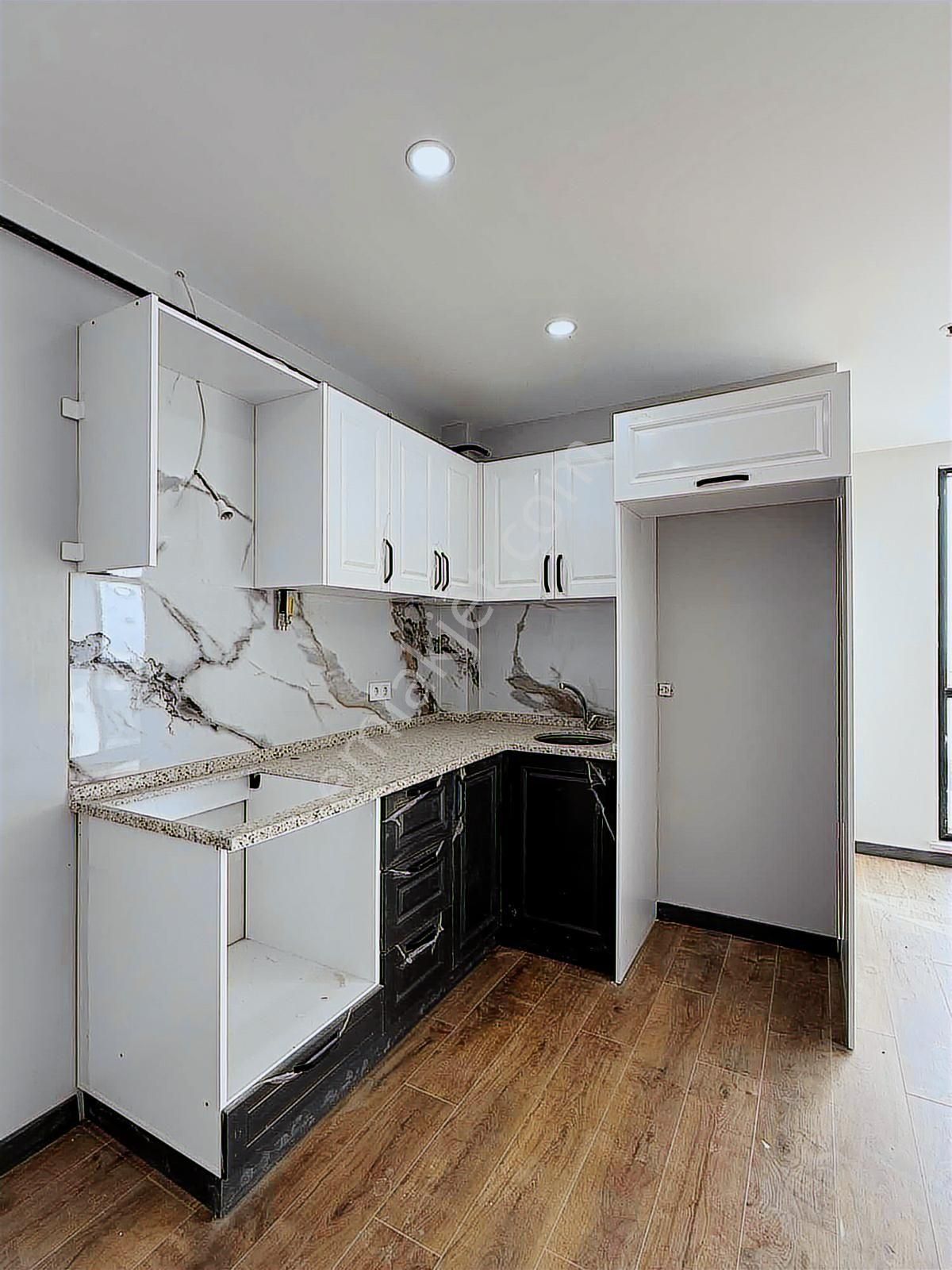 Han Emlak'tan | Tekçağ Plaza 1+1 Otoparklı Ofis - Görsel 10