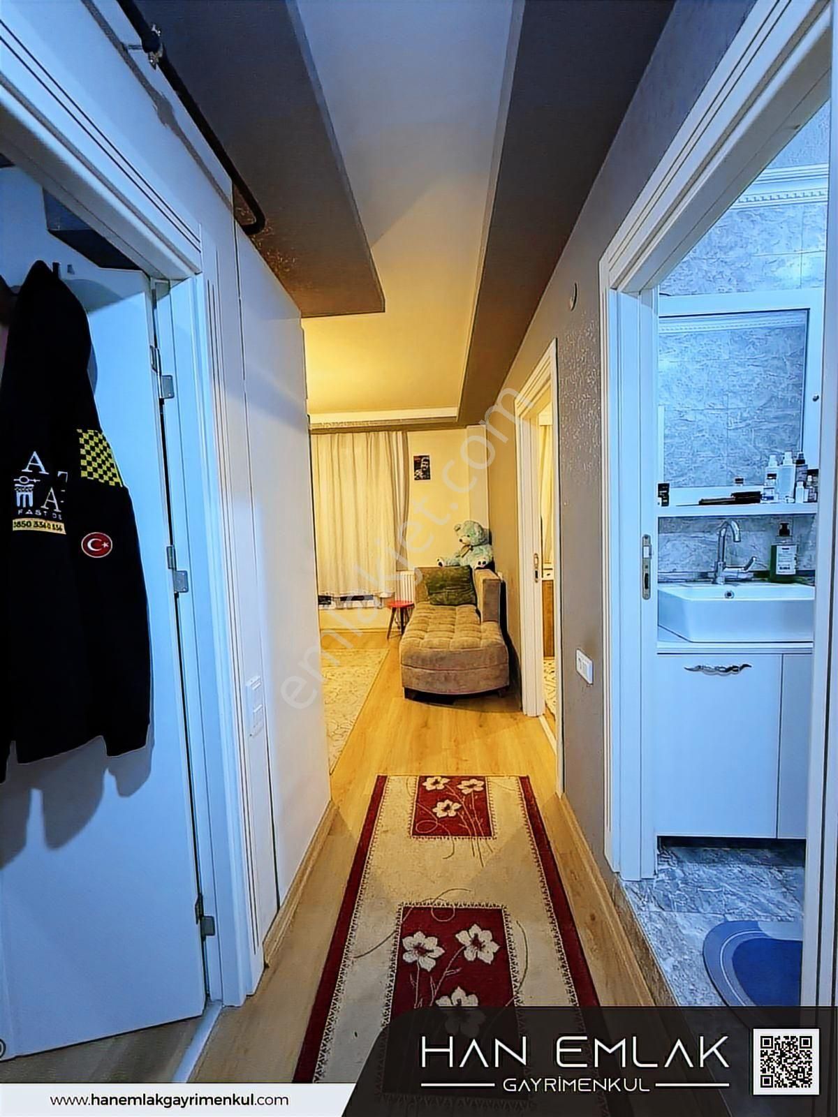 Han Emlak'tan | Denize Çıkan Sokakta Satılık 2+1 - Görsel 11