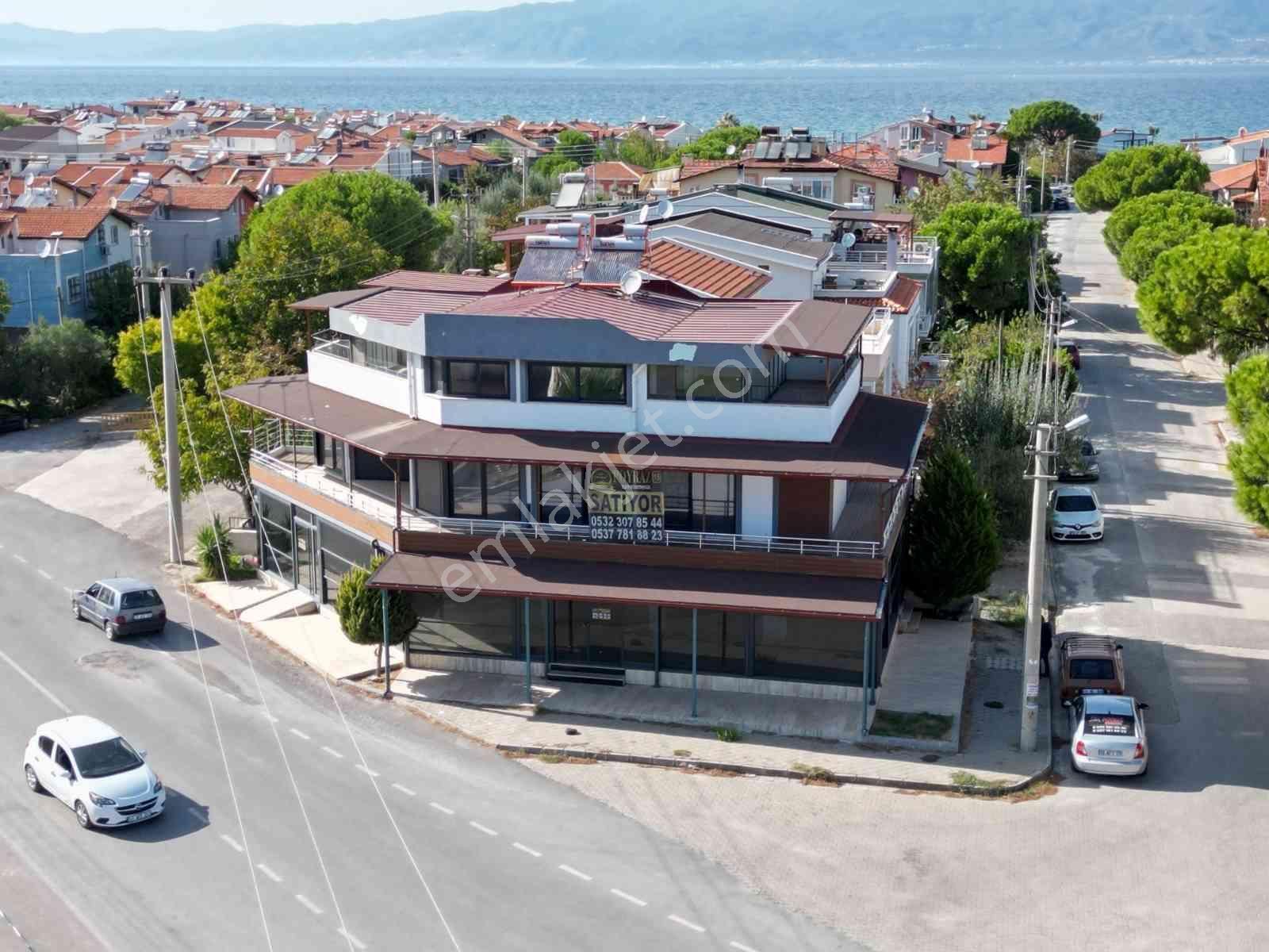 Poyraz Gayrimenkul'den Burhaniye İskele'de Satılık Dubleks Daire