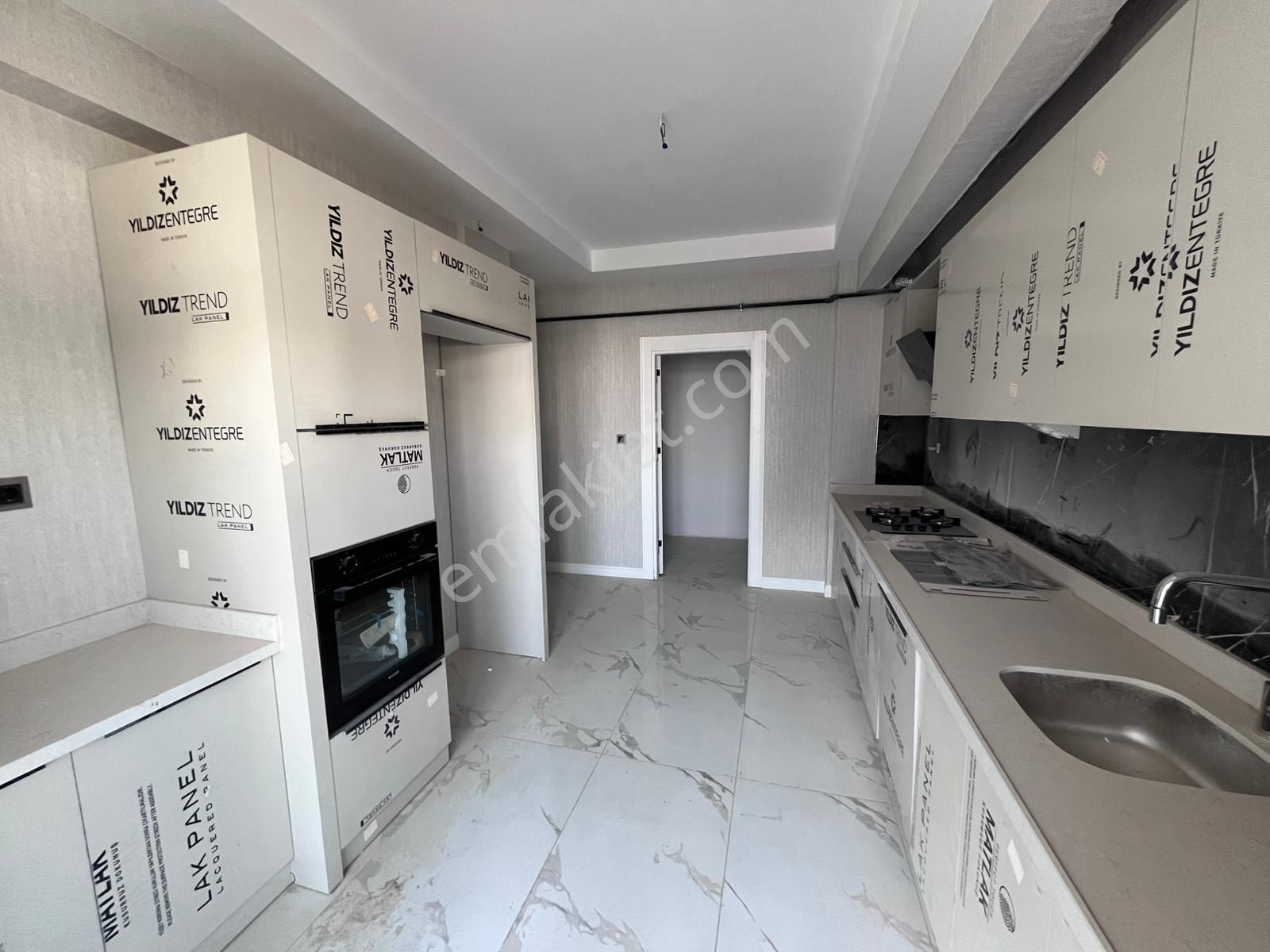 Aras Gyo Dan Selahattın Eyyubi Mah Satılık Sıfır 4+1 Daireler