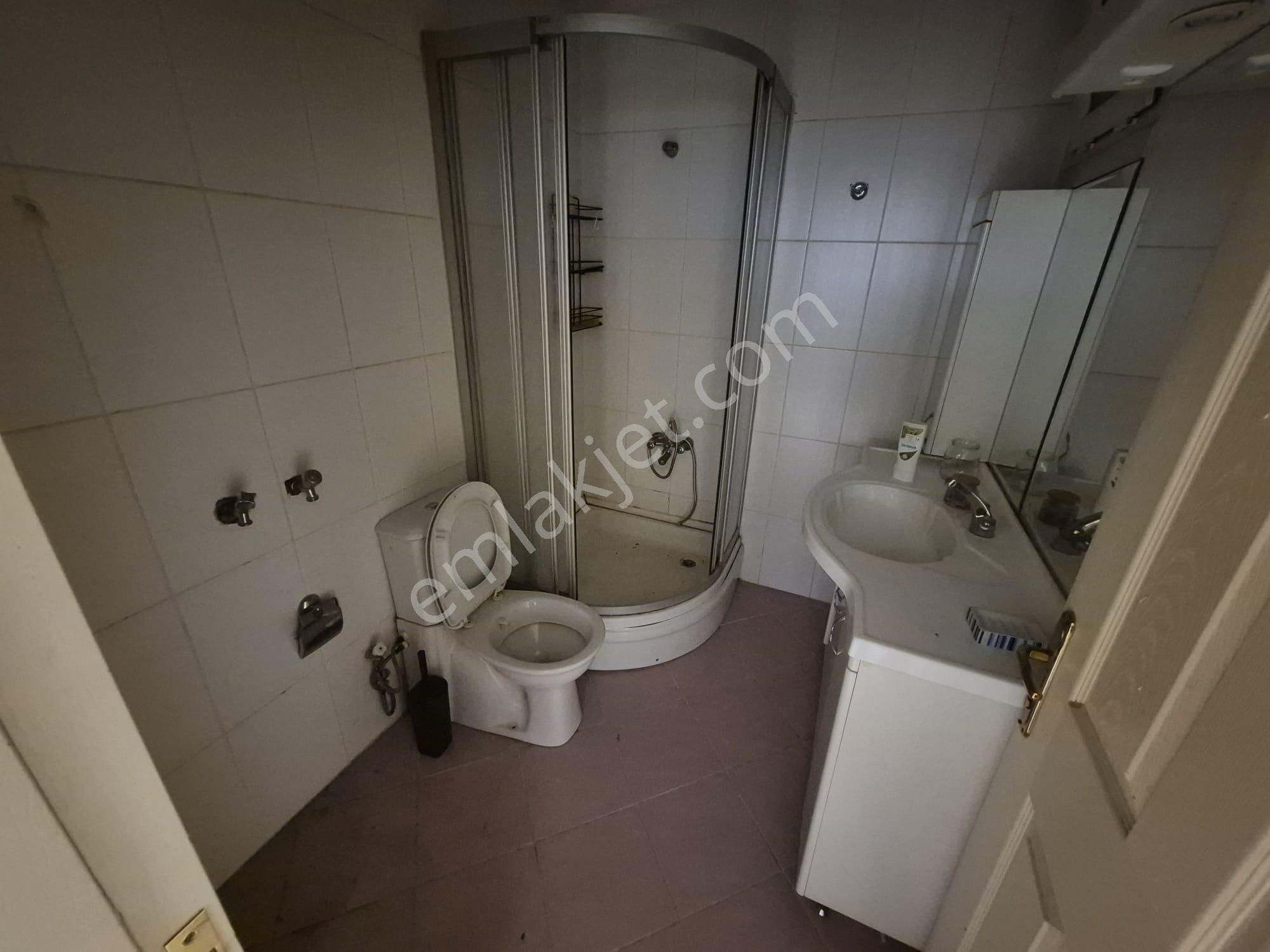 Arel'den Maltepe'de Gençlik Yakını Otoparklı Giriş Kat 2+1 - Görsel 20