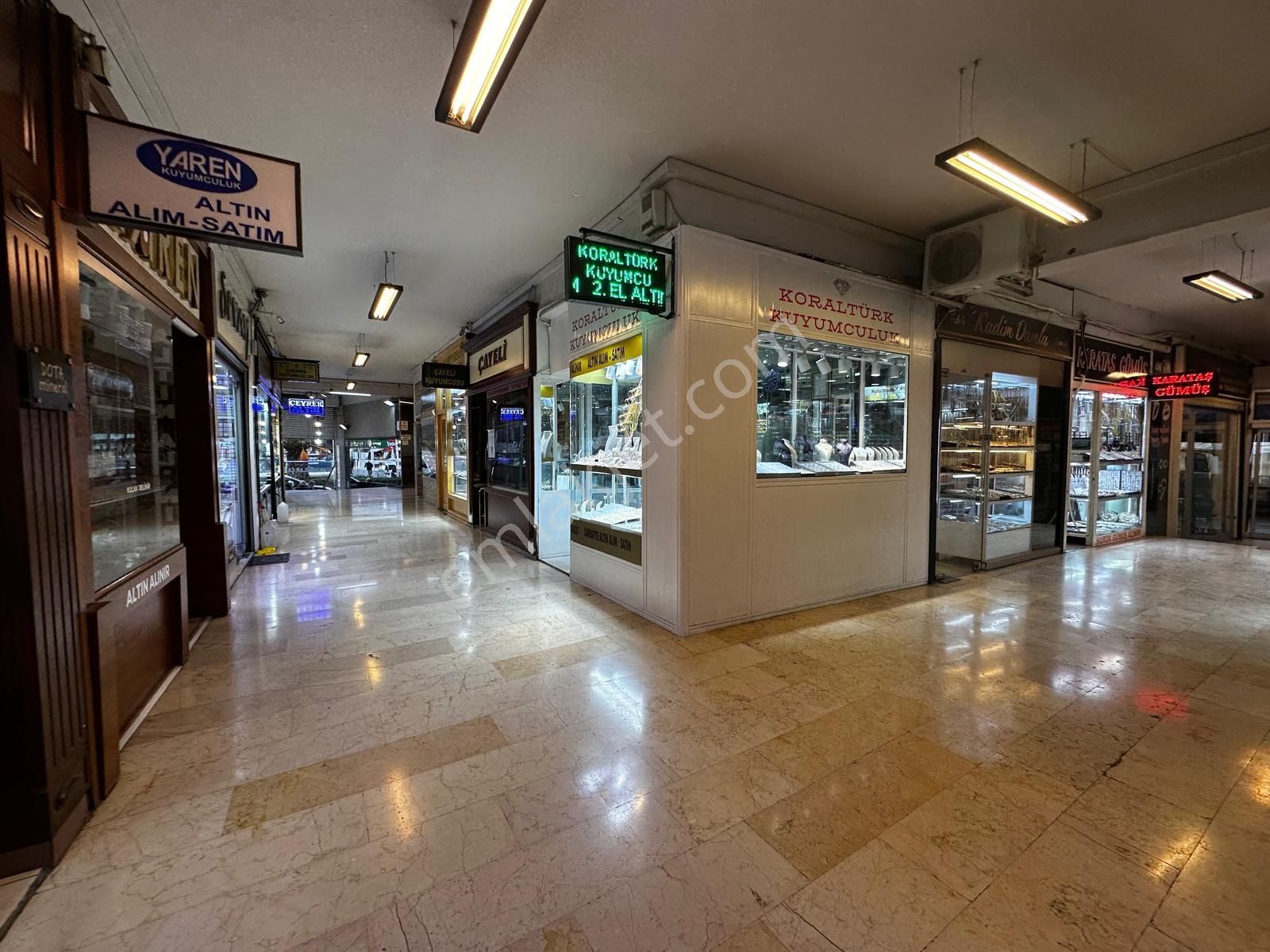 Üsküdar Kuyumcular Çarşısında Satılık 30m² İşyeri - Görsel 6