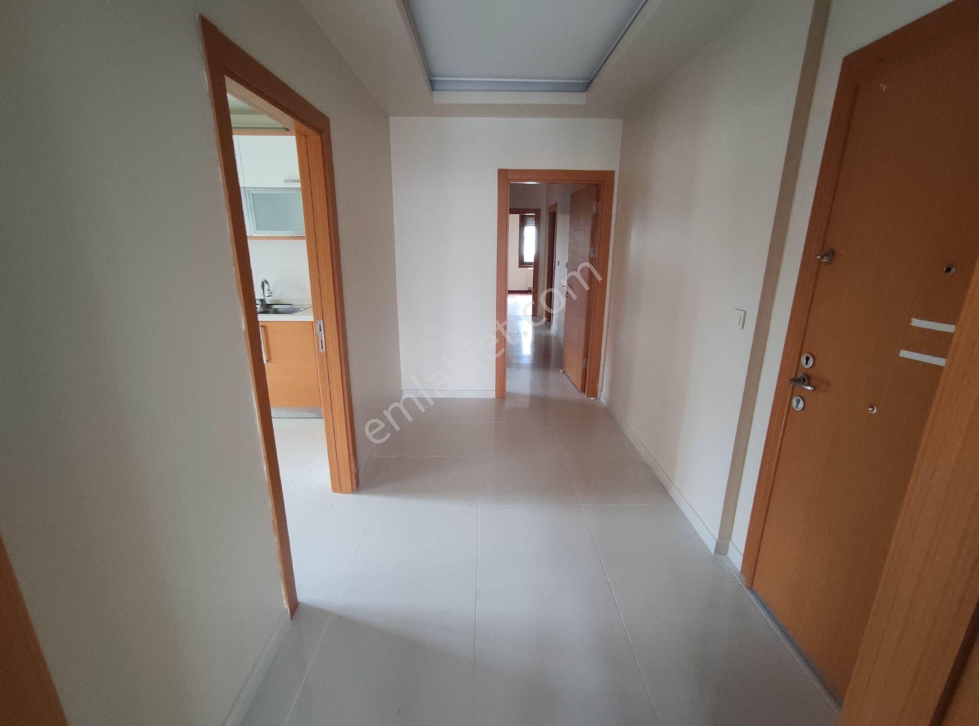 Beykoz Paşa Garden Deniz Manzaralı, Havuzlu, Balkonlu3+1 Kiralık - Görsel 2