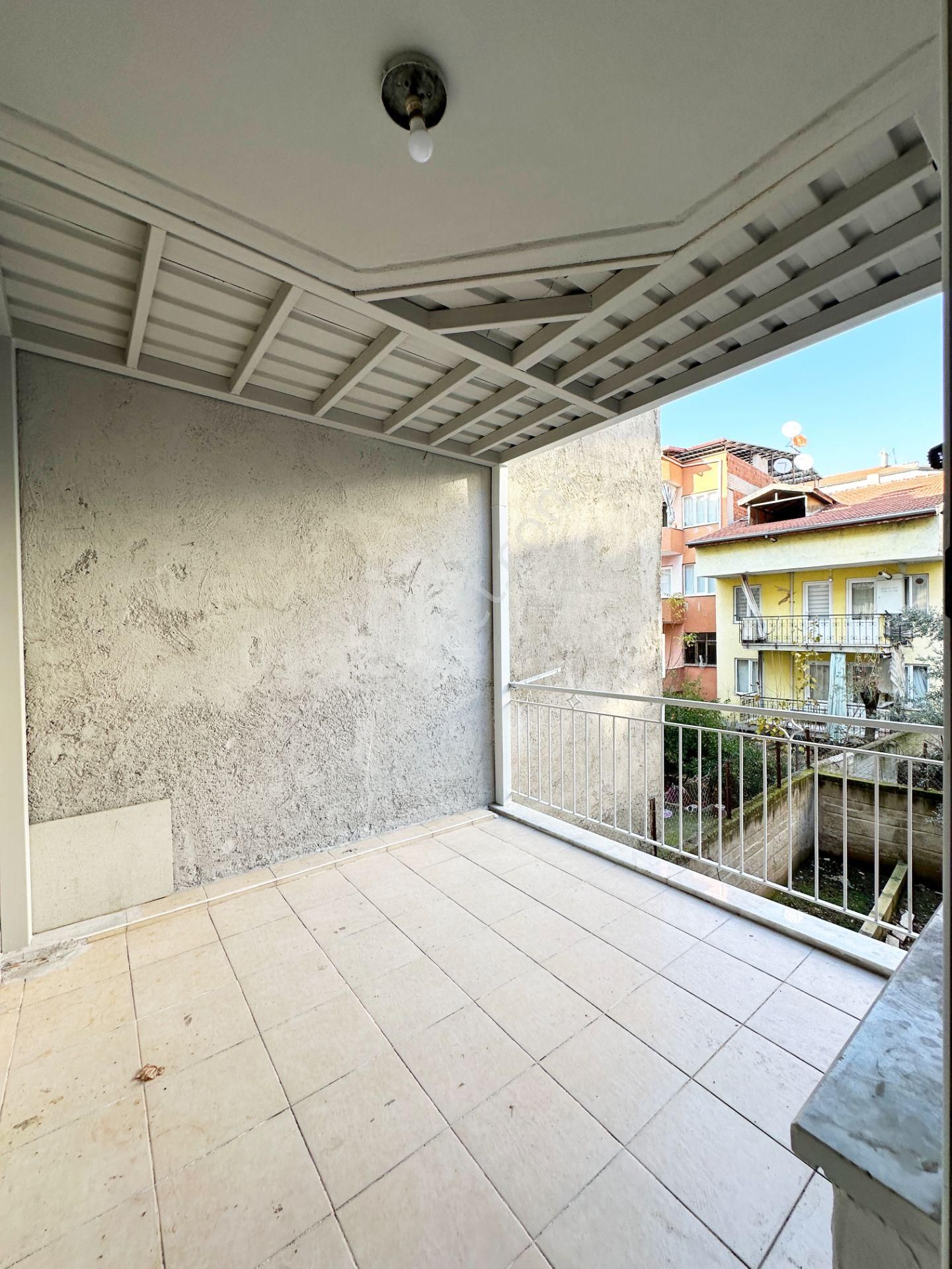 Denizli Atalar'da Balkonlu 3+1 Kiralık Daire - Görsel 12
