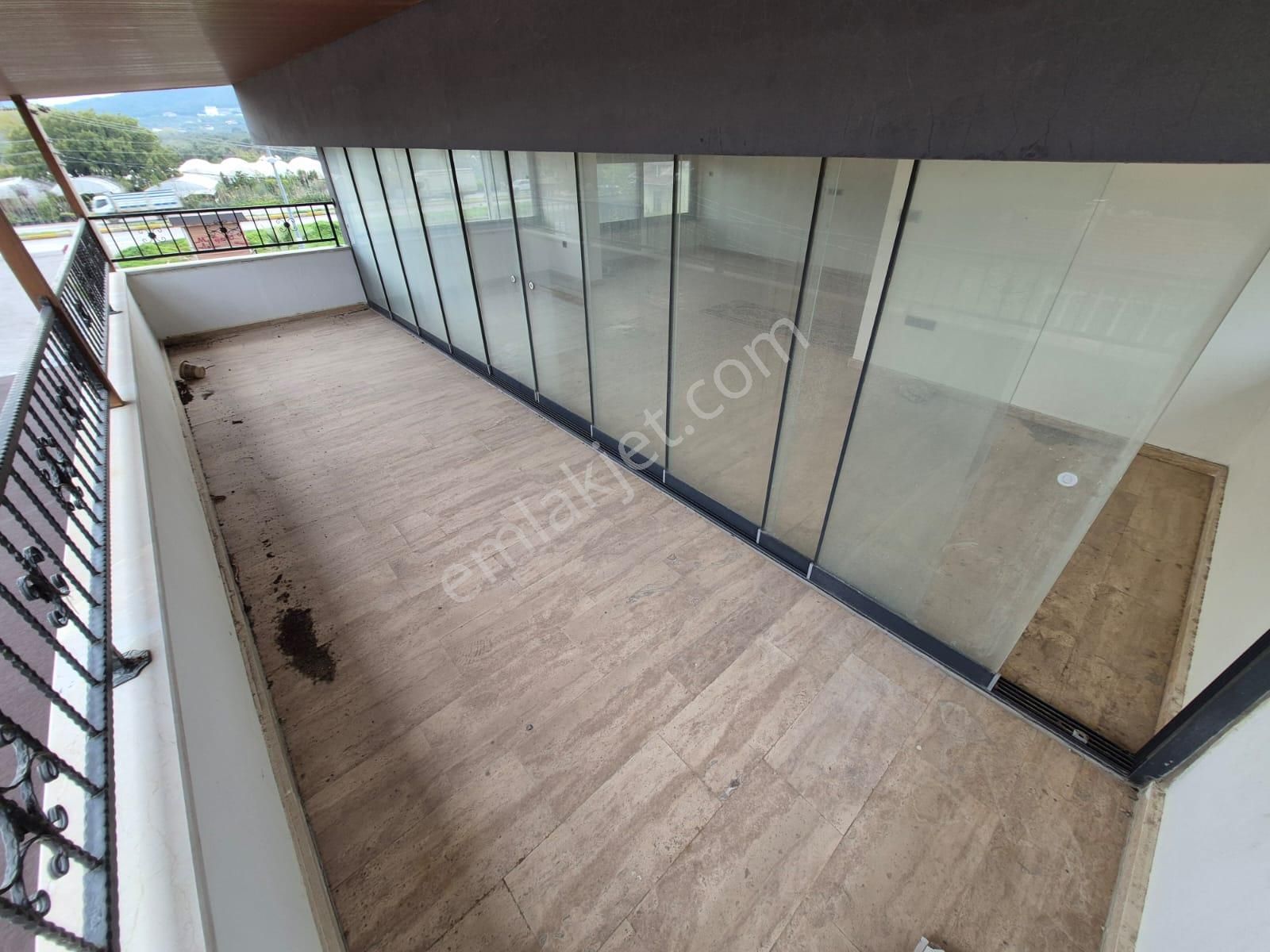 Poyraz Gayrimenkul'den Burhaniye İskele'de Satılık 3+1 Dubleks Daire - Görsel 11