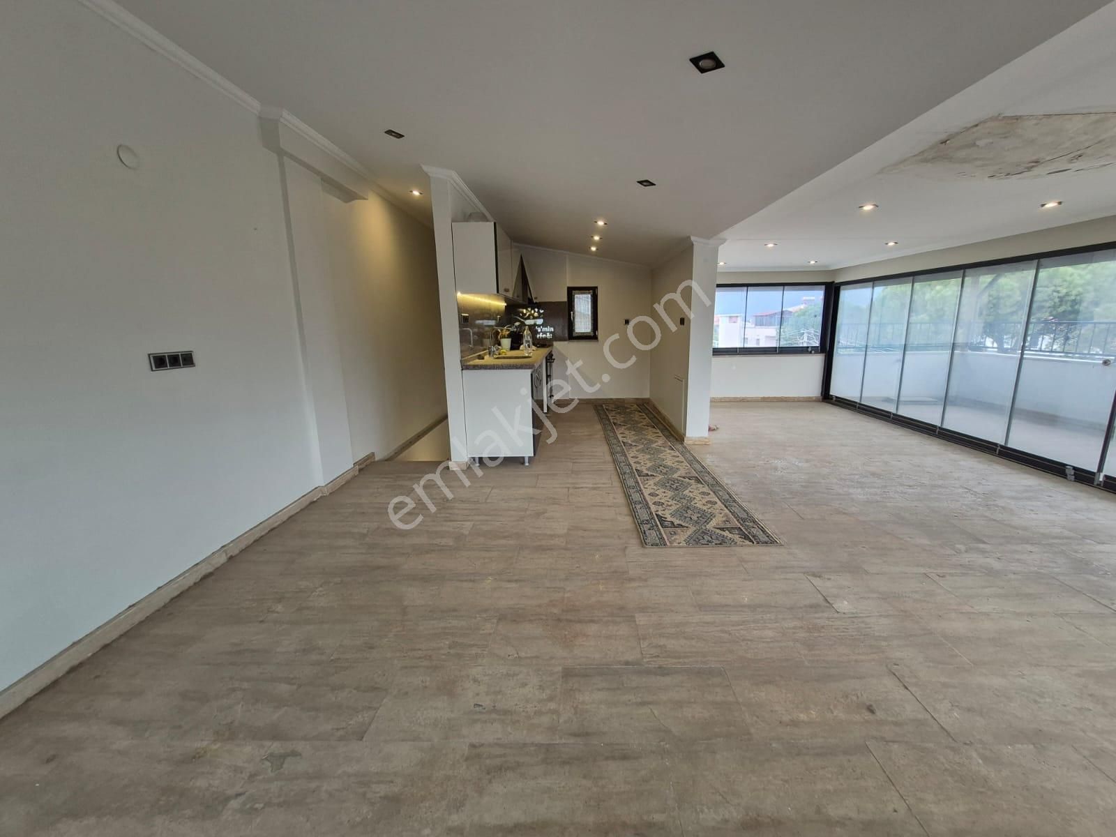 Poyraz Gayrimenkul'den Burhaniye İskele'de Satılık 3+1 Dubleks Daire - Görsel 18