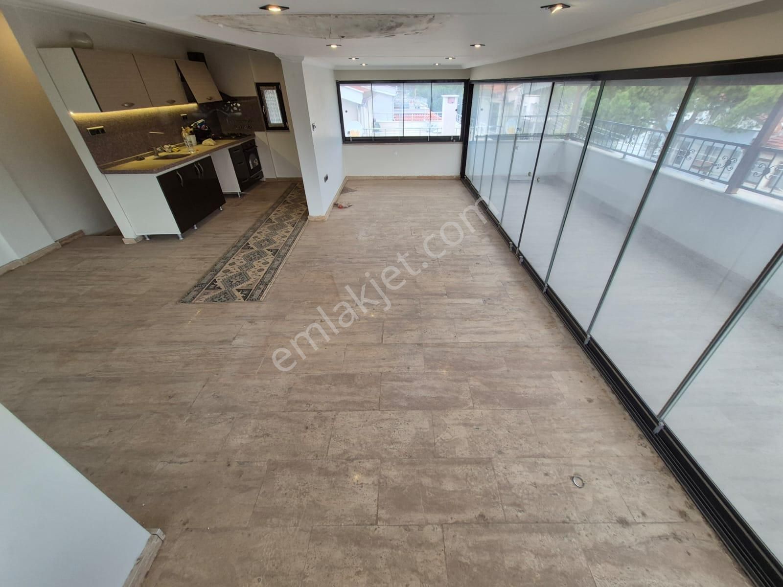 Poyraz Gayrimenkul'den Burhaniye İskele'de Satılık 3+1 Dubleks Daire - Görsel 17