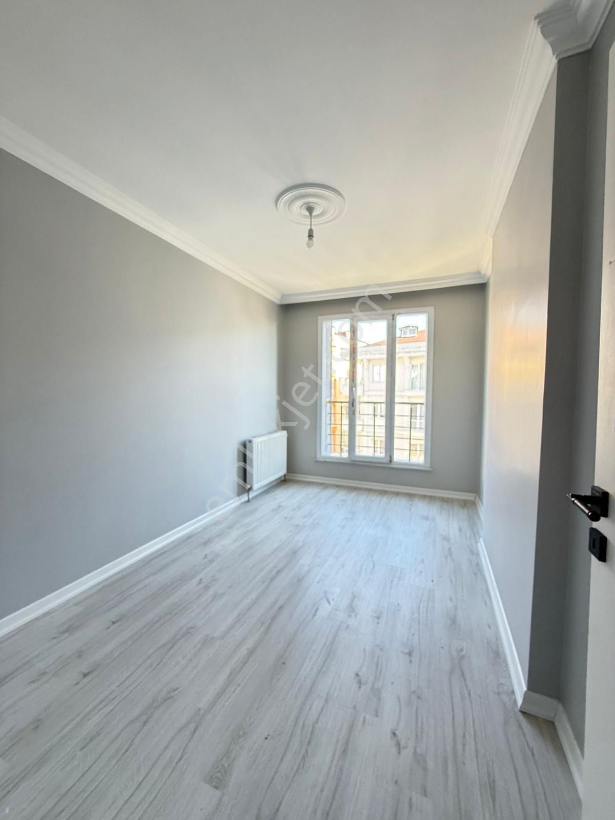 Kavaklida Merkezi Konumda Satılık - Görsel 9