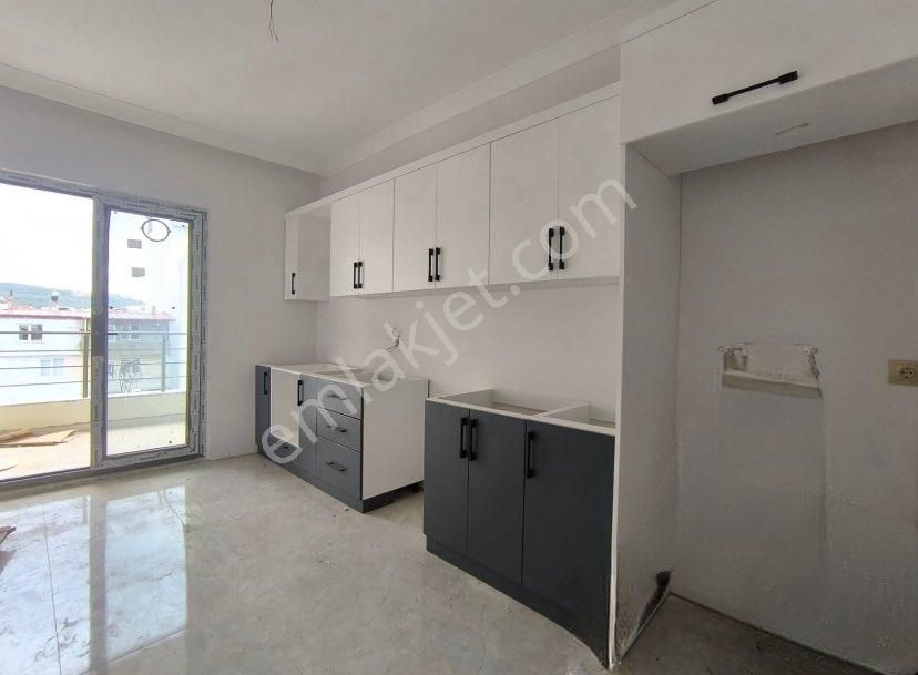 ꔪyalçın'dan ▀▄kadıköy’de Ayrı Mutfaklı Arakat Ön Cephe Sıfır 3+1▀▄