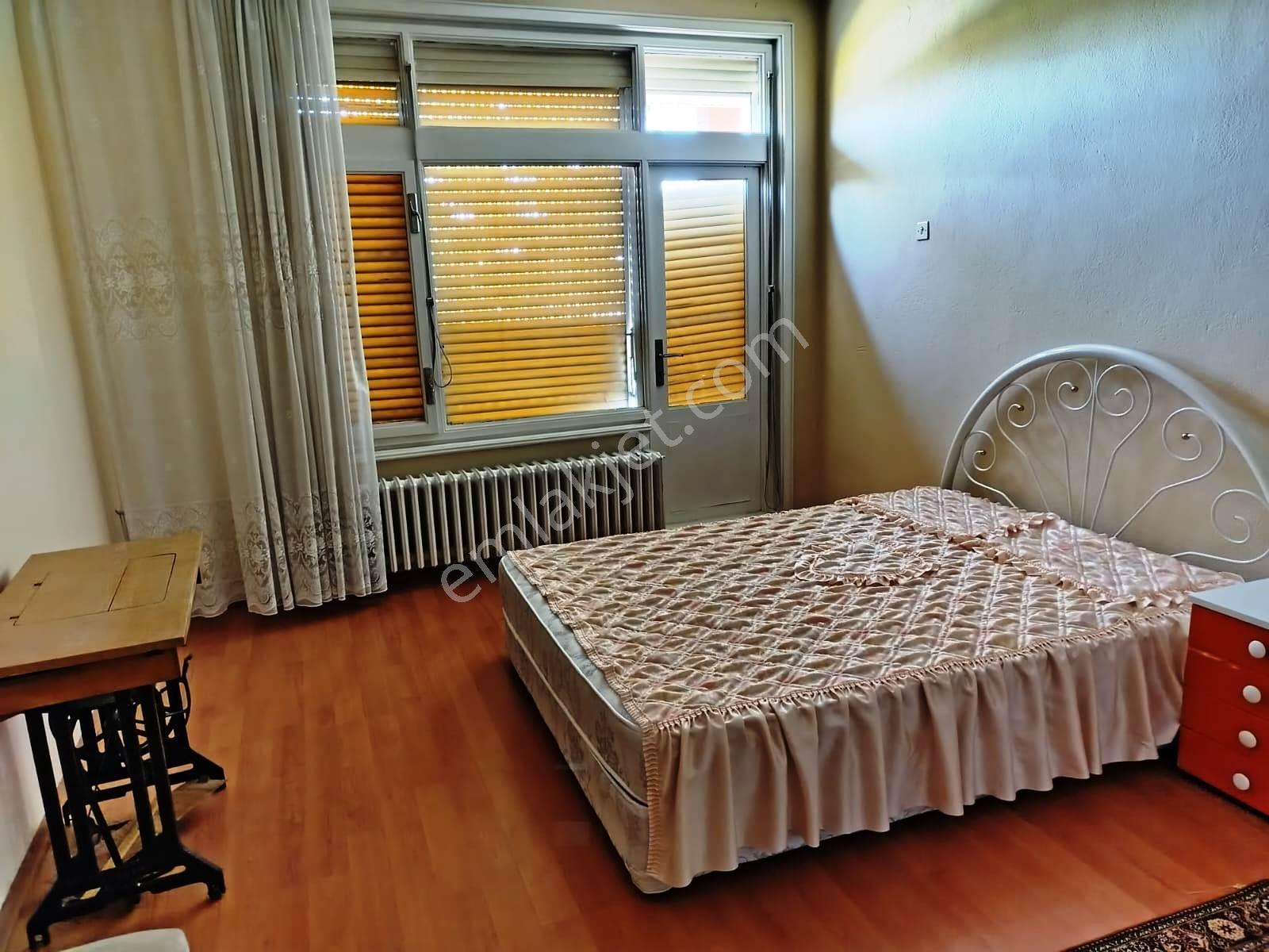 Baha'dan Meram Yaka'da Villaların İçinde Müstakil Villa - Görsel 4