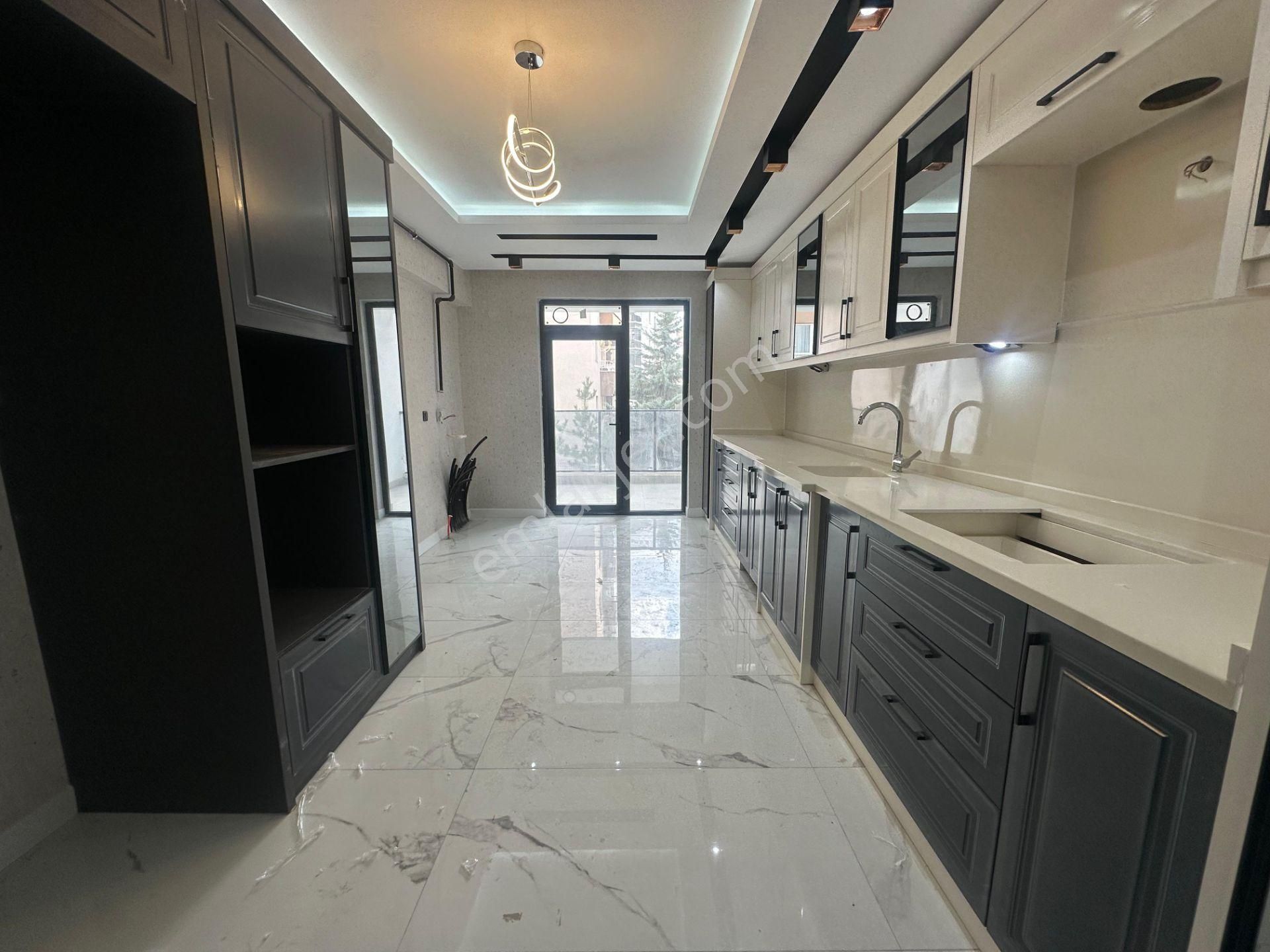 Keçiören Karakaya Mah Sıfır Binada Güney Cep Caddeye Yakın Daire - Görsel 4