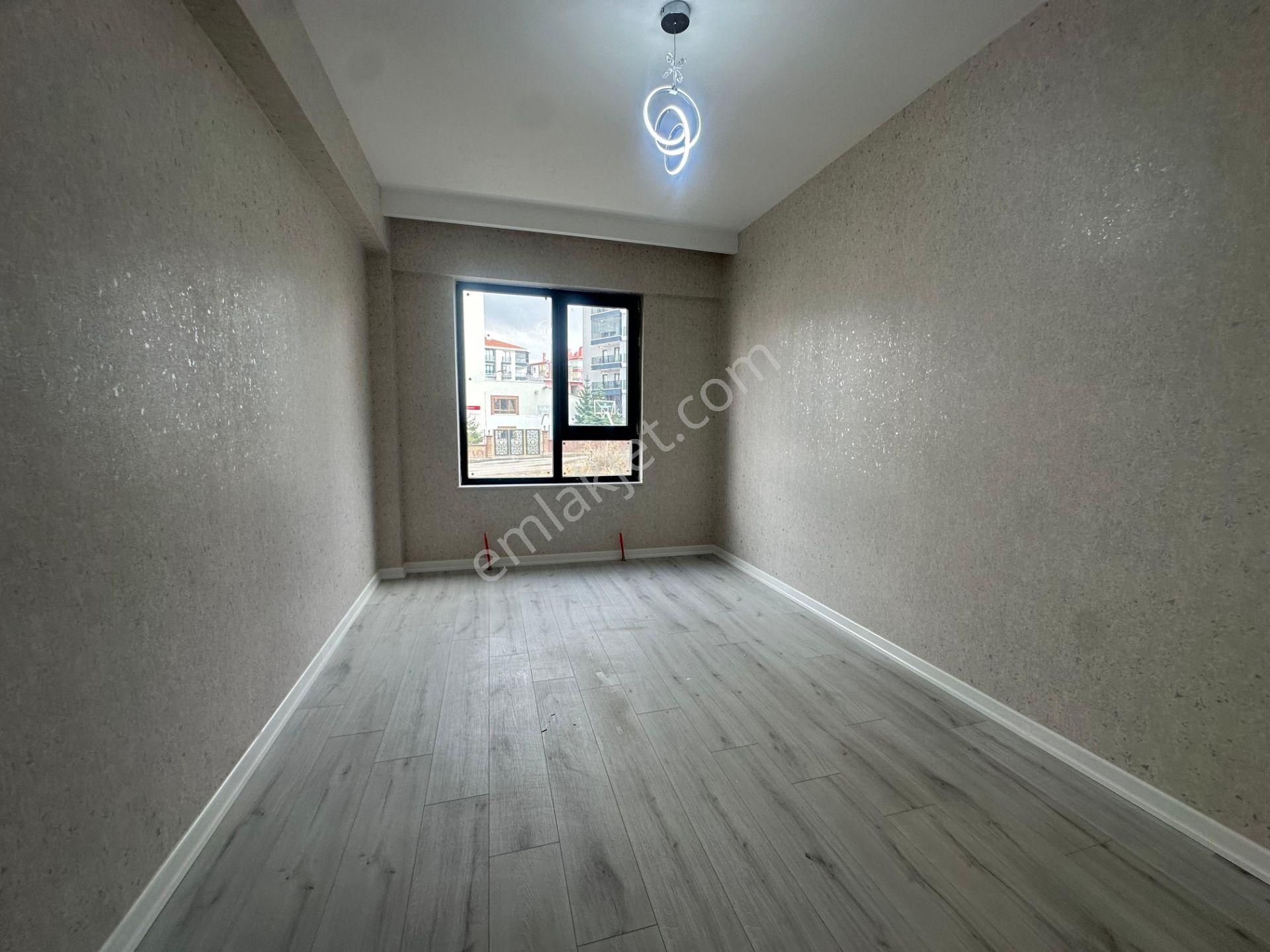 Keçiören Karakaya Mah Sıfır Binada Güney Cep Caddeye Yakın Daire - Görsel 13