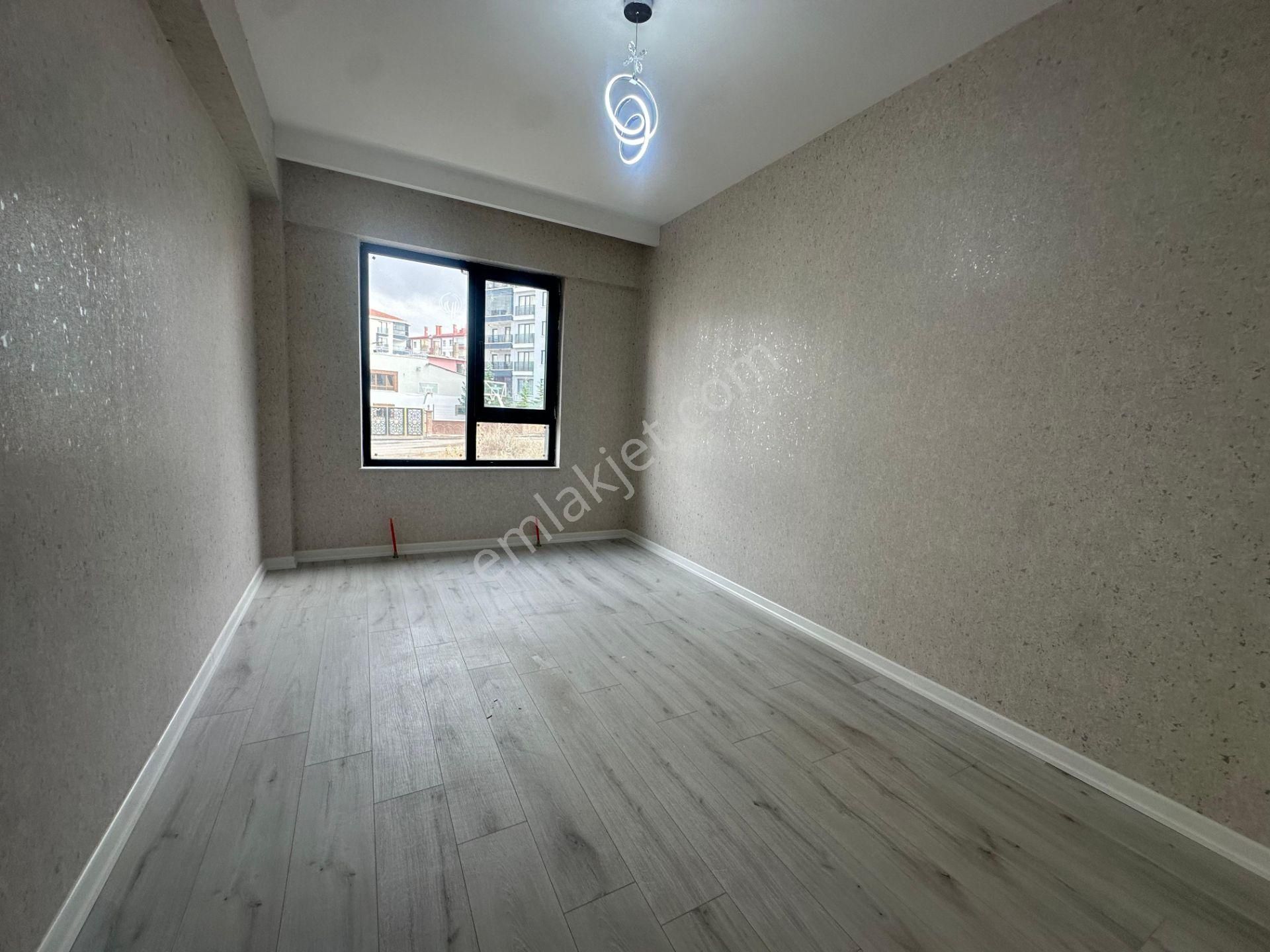 Keçiören Karakaya Mah Sıfır Binada Güney Cep Caddeye Yakın Daire - Görsel 17