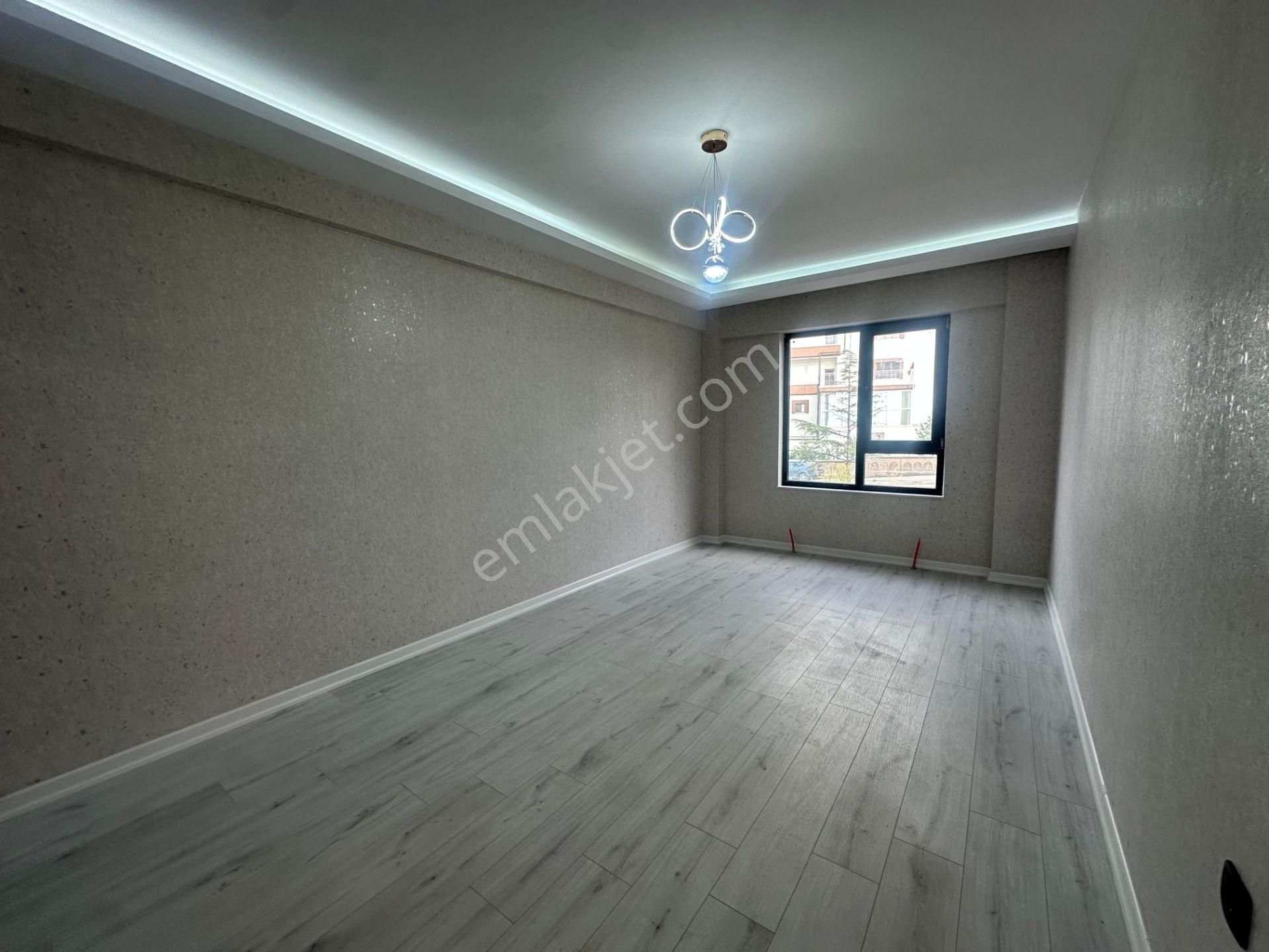 Keçiören Karakaya Mah Sıfır Binada Güney Cep Caddeye Yakın Daire - Görsel 12