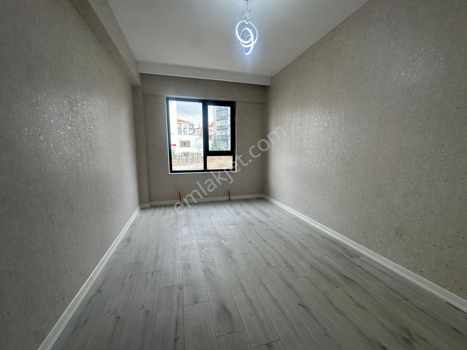 Keçiören Karakaya Mah Sıfır Binada Güney Cep Caddeye Yakın Daire - Görsel 15