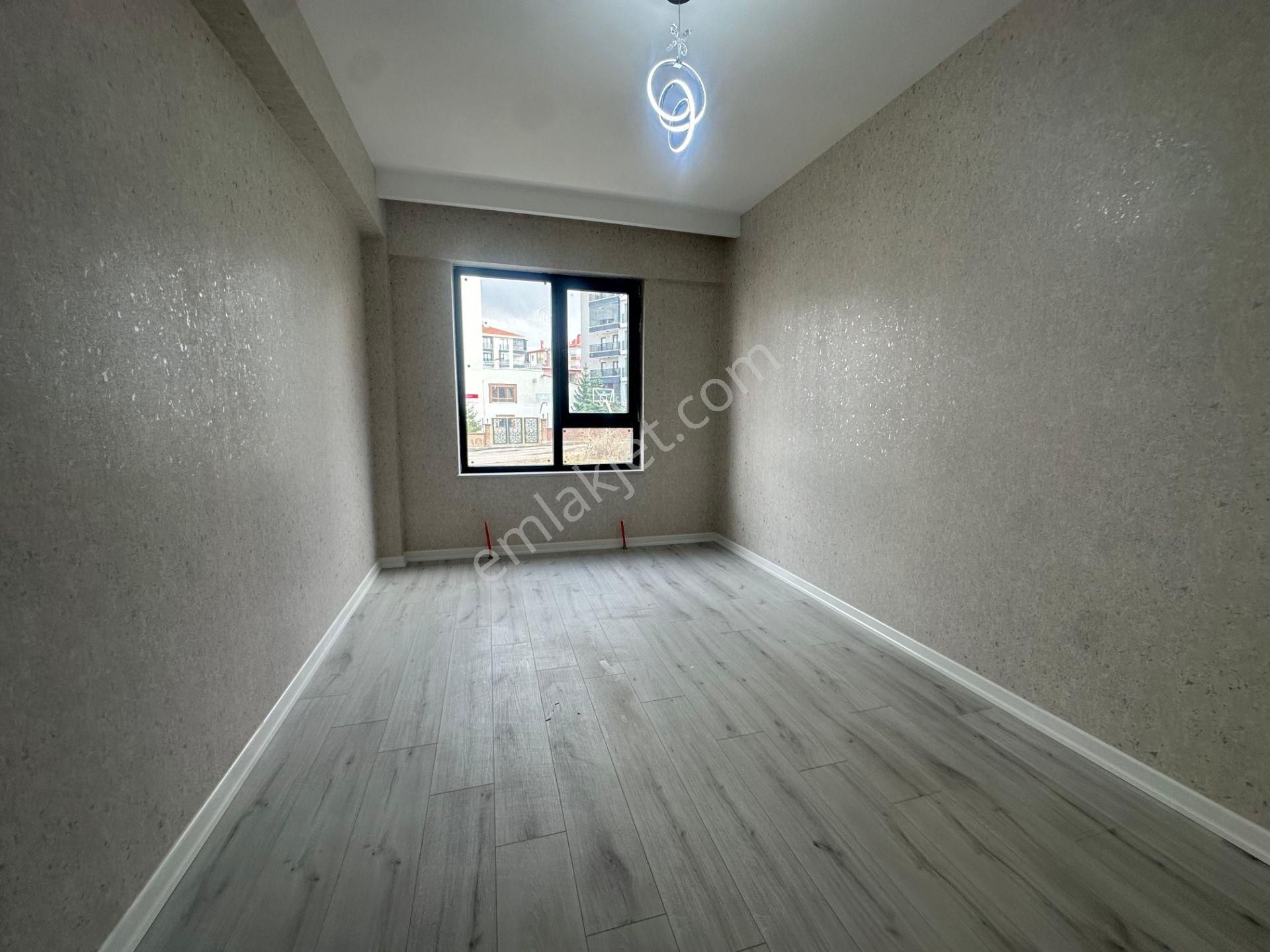 Keçiören Karakaya Mah Sıfır Binada Güney Cep Caddeye Yakın Daire - Görsel 14