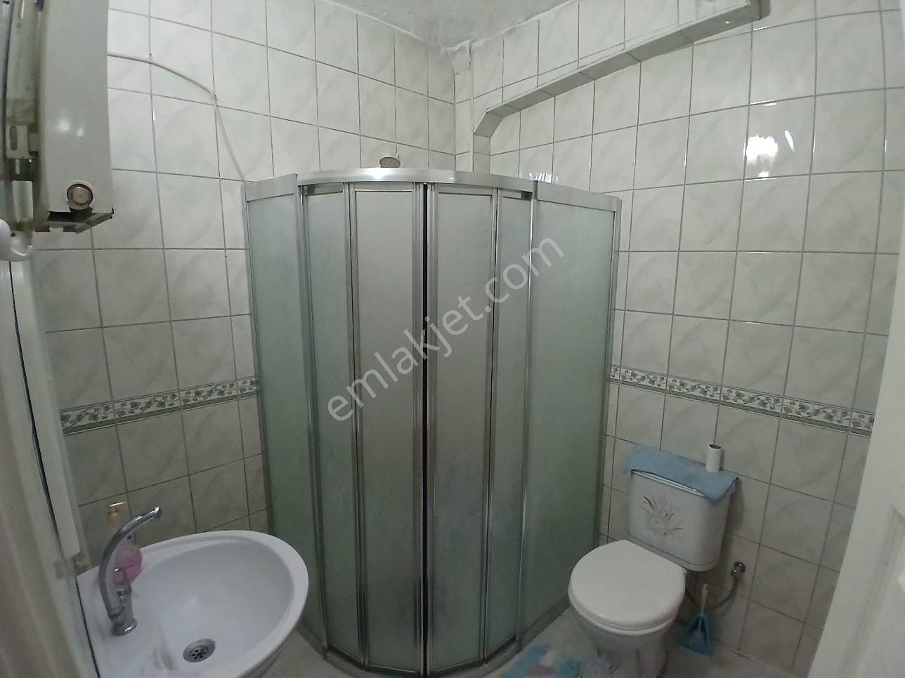 Akçay Emlak'tan Akşehir İstasyon Mahallesinde Asansörlü Ara Kat Komple Bakımlı Satılık 3+1 Daire - Görsel 28