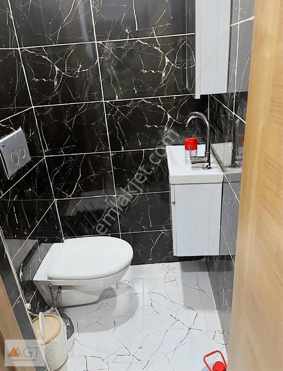 Agt'den Akyaka Avm Karşısı Optimum'da 30m2 1+0 Kiralık Ofis