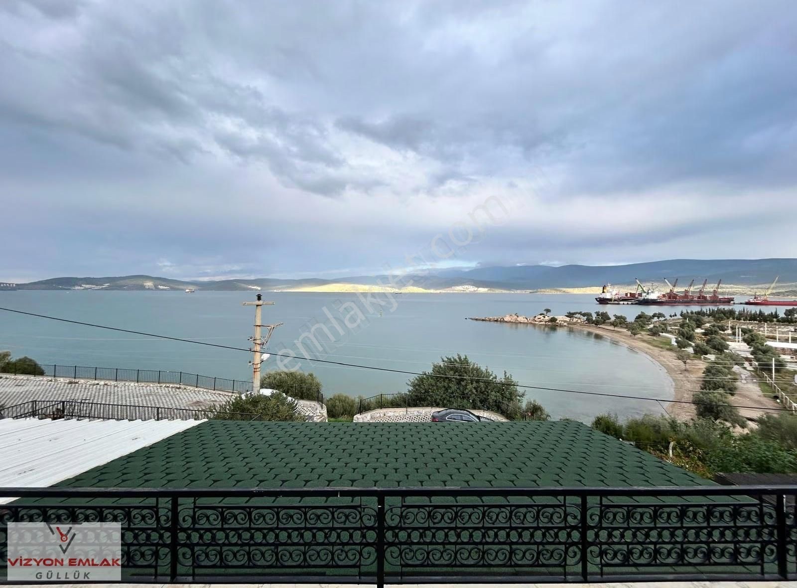Güllük'te Denize Sıfır Eşşsiz Konumda Müstakil Villa - Görsel 12