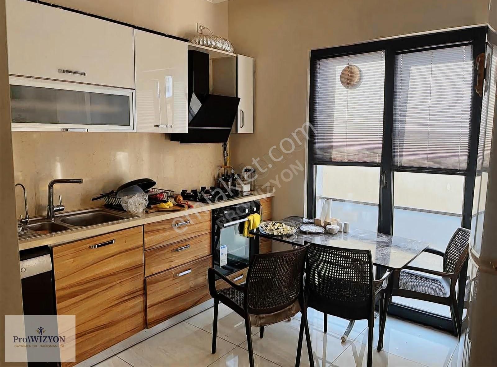 İskanlı Yakacık Kartal Caddesi Üzerinde Satılık 3+1 Daire - Görsel 2