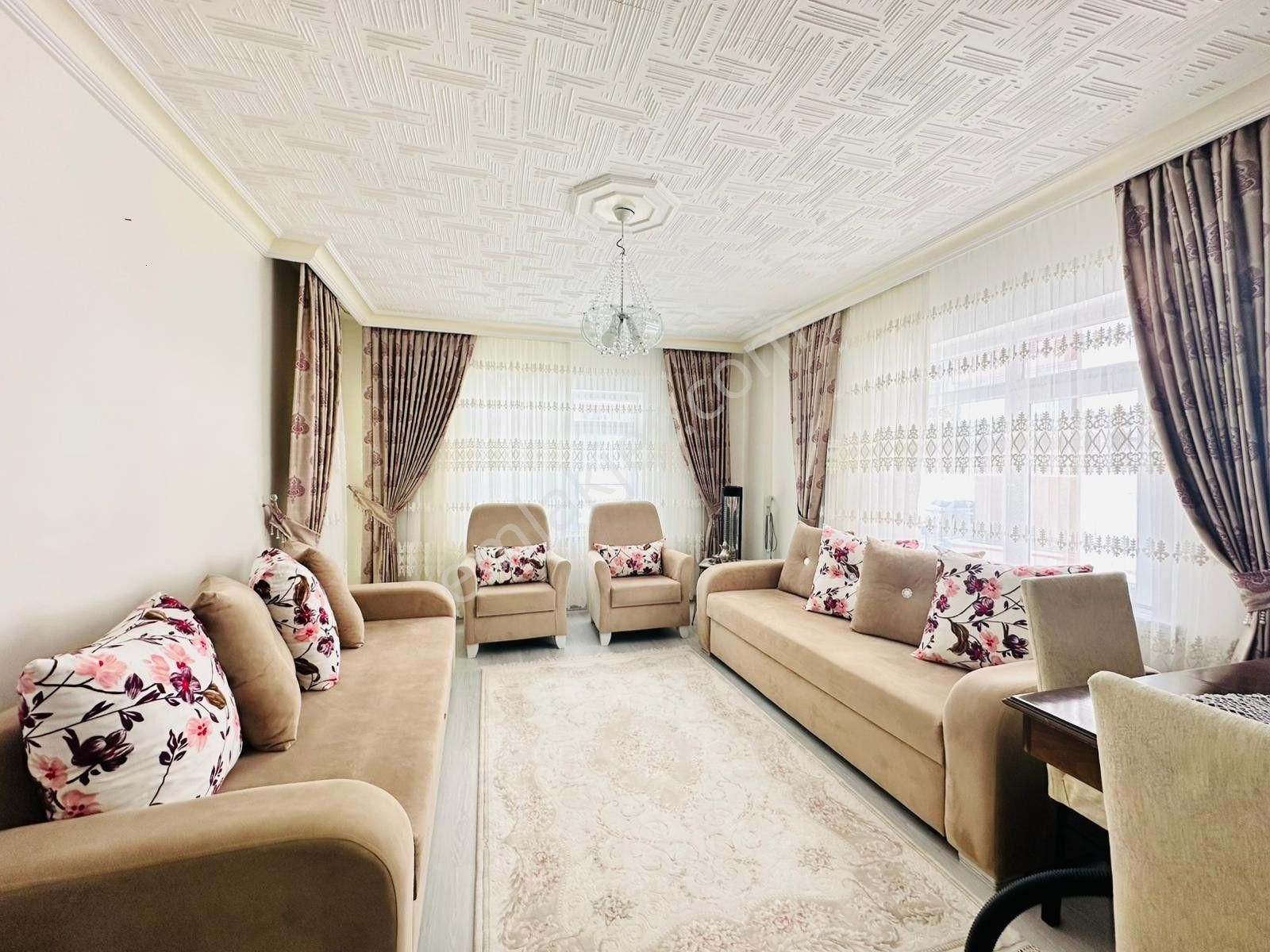 Kalecik Emlak'tan Y.emre Mah'de Klasik Yapılı Masrafsız 3+1 1.katta - Görsel 6