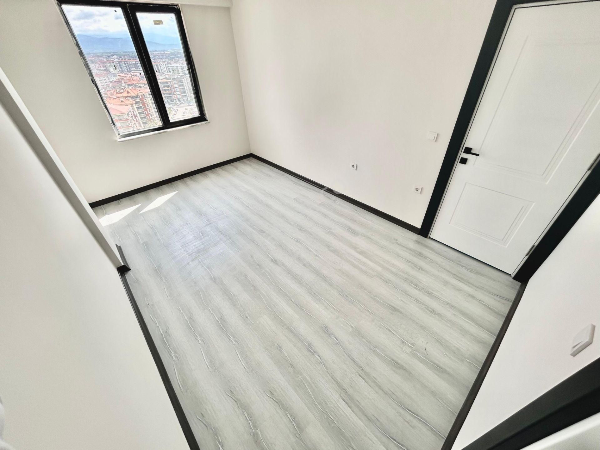 Yükselden Atatürk Mh. Şehir Manzaralı K.mutfak Arakat 2+1 Satılık Daire - Görsel 16