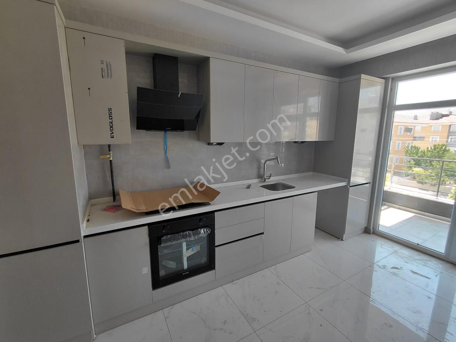 Emrah Çiftci'den Selçuklu Beyhekim Cad.yanı Satılık 3+1 Sıfır Lüks Daireler - Görsel 10