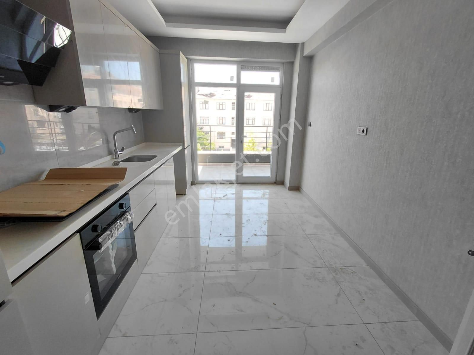 Emrah Çiftci'den Selçuklu Beyhekim Cad.yanı Satılık 3+1 Sıfır Lüks Daireler - Görsel 4