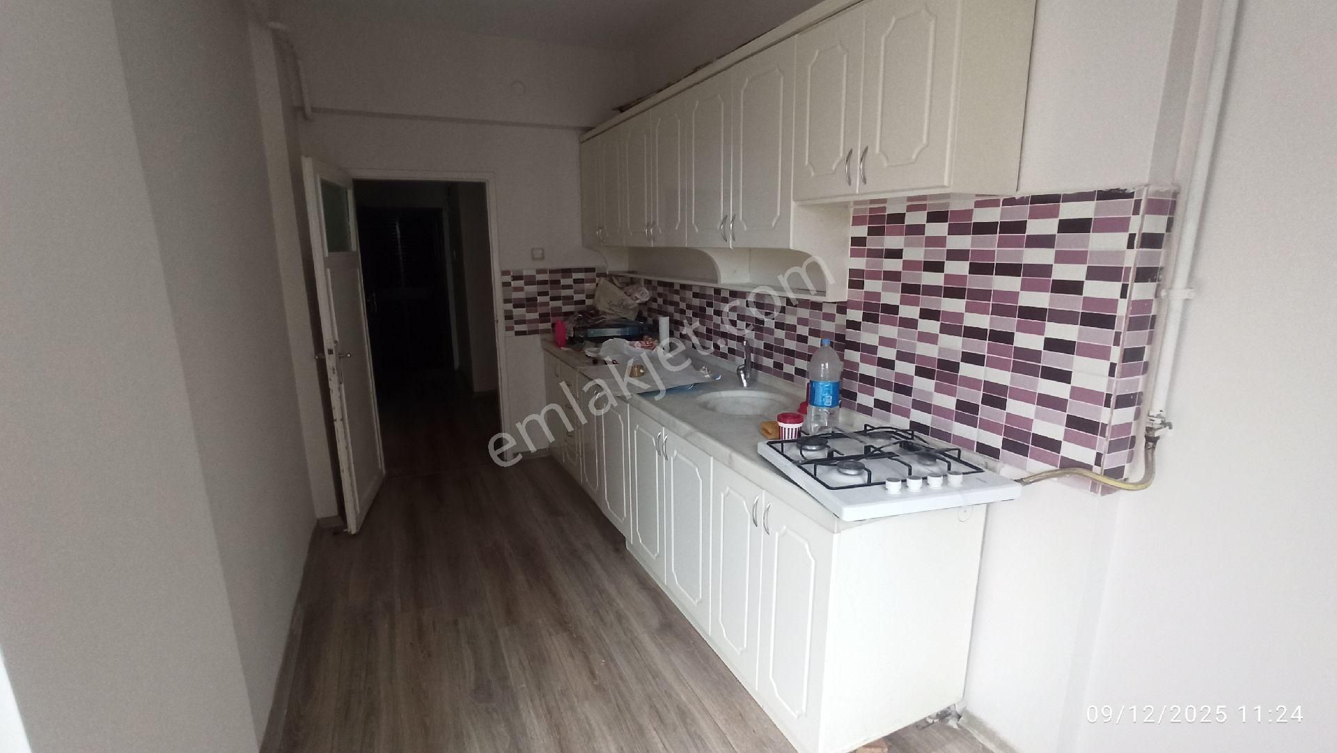 Mersin Yenişehir Gazi Mh Satılık 3+1 Doğalgaz Kombili Daire