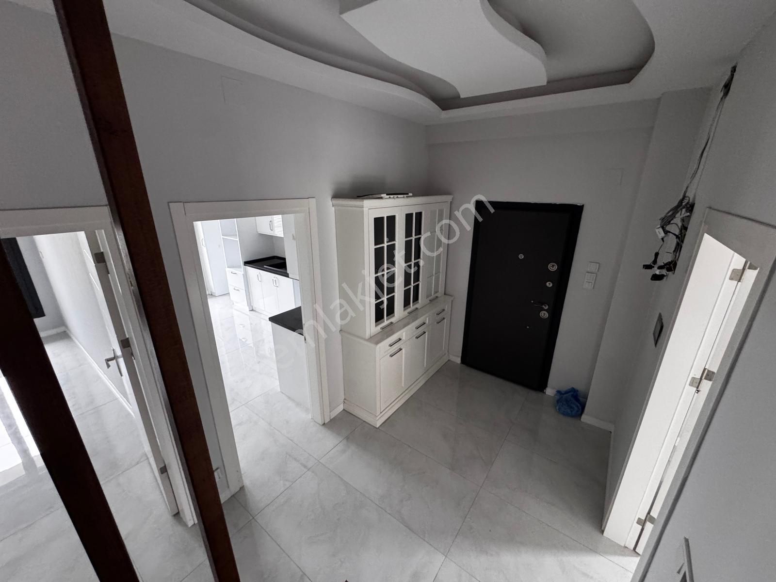 Medarda Lüks Konumlu 4+1 Muhteşem Villa - Görsel 13