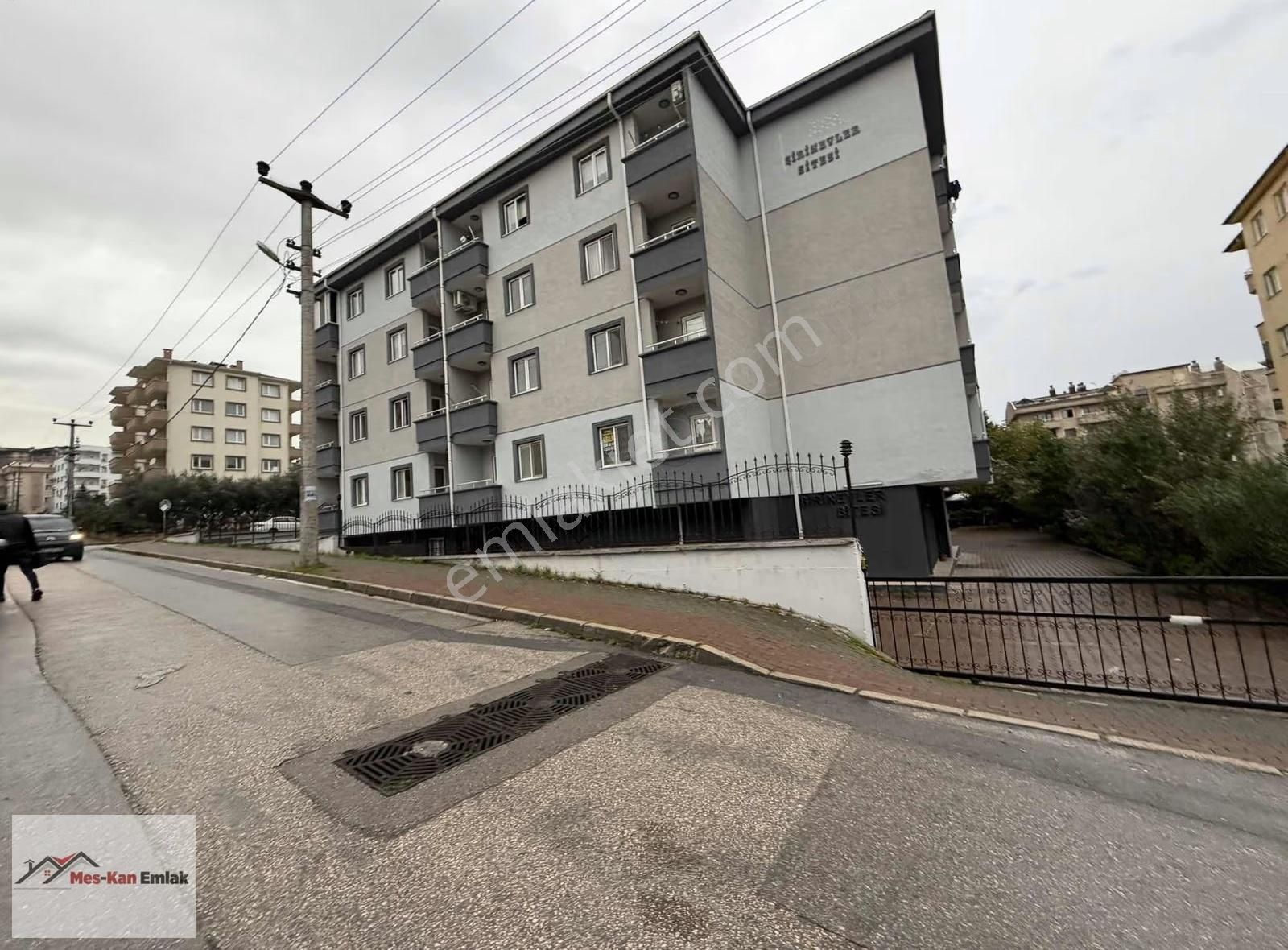 Meskandan 1+1 Merkezde Sıfır Eşyalı Arakat Boş Satılık Daire - Görsel 3