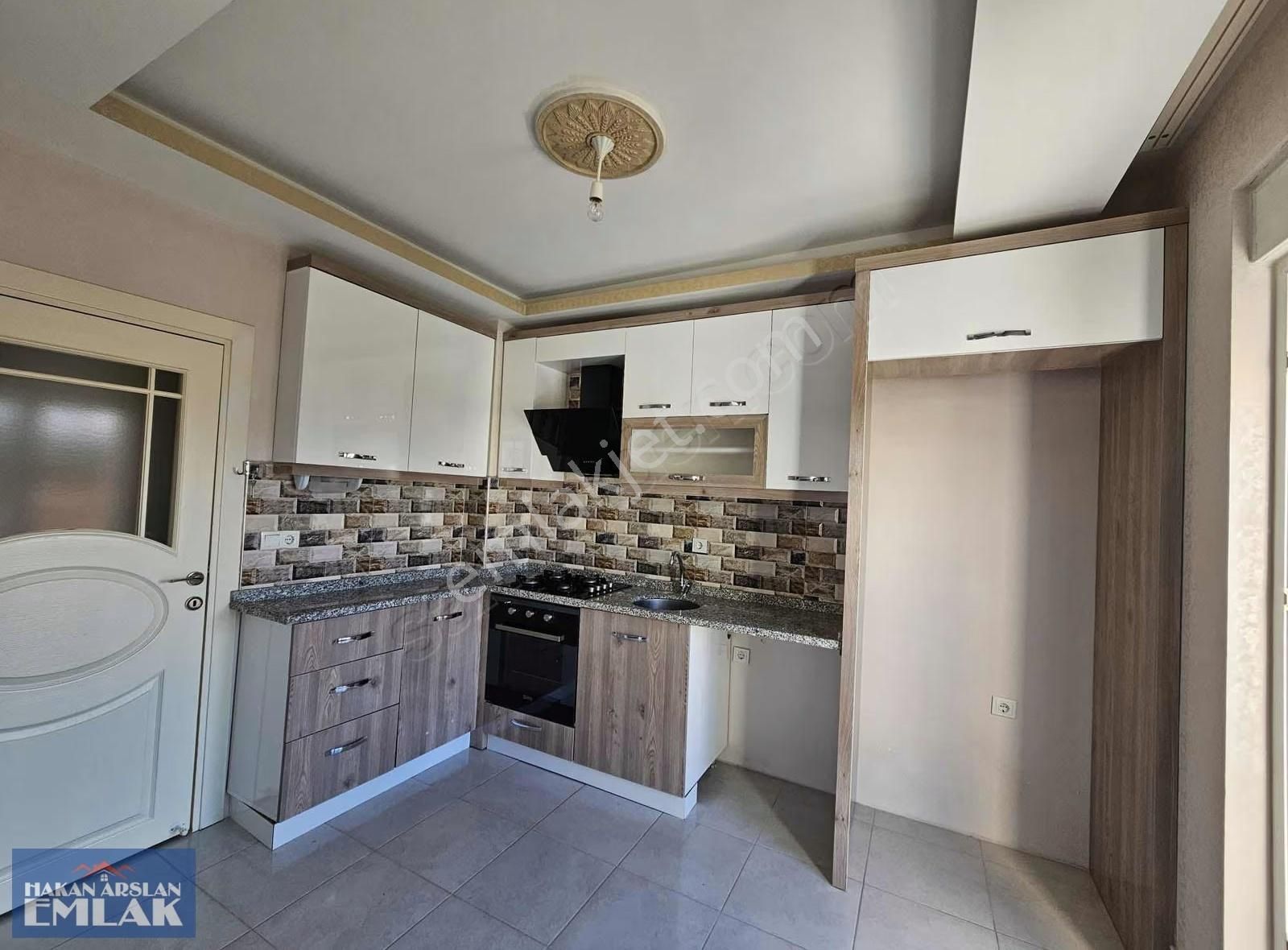 Kütükçü Mah İlkokul Karşısında Kiralık 2+1 Daire - Görsel 8