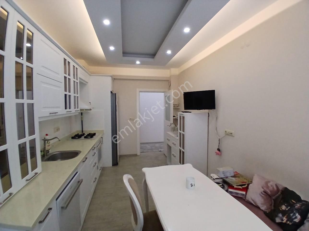 Akçay Emlak'tan Akşehir Çarşı Merkezde Eşyalı Jakuzili Özel Tasarım Kiralık Sıfır 2+1 Daire - Görsel 31