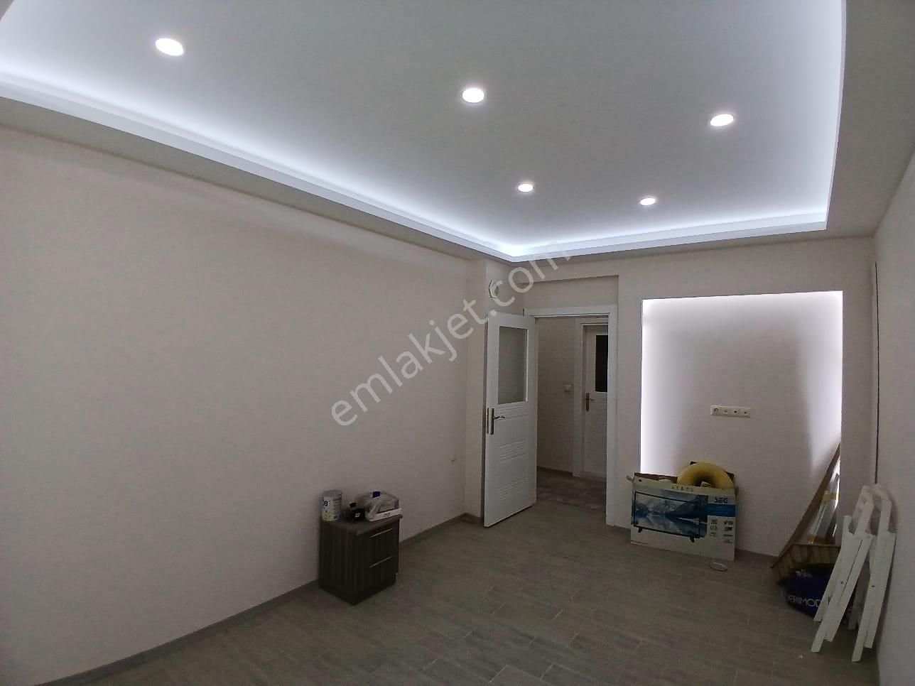 Akçay Emlak'tan Akşehir Çarşı Merkezde Eşyalı Jakuzili Özel Tasarım Kiralık Sıfır 2+1 Daire - Görsel 18