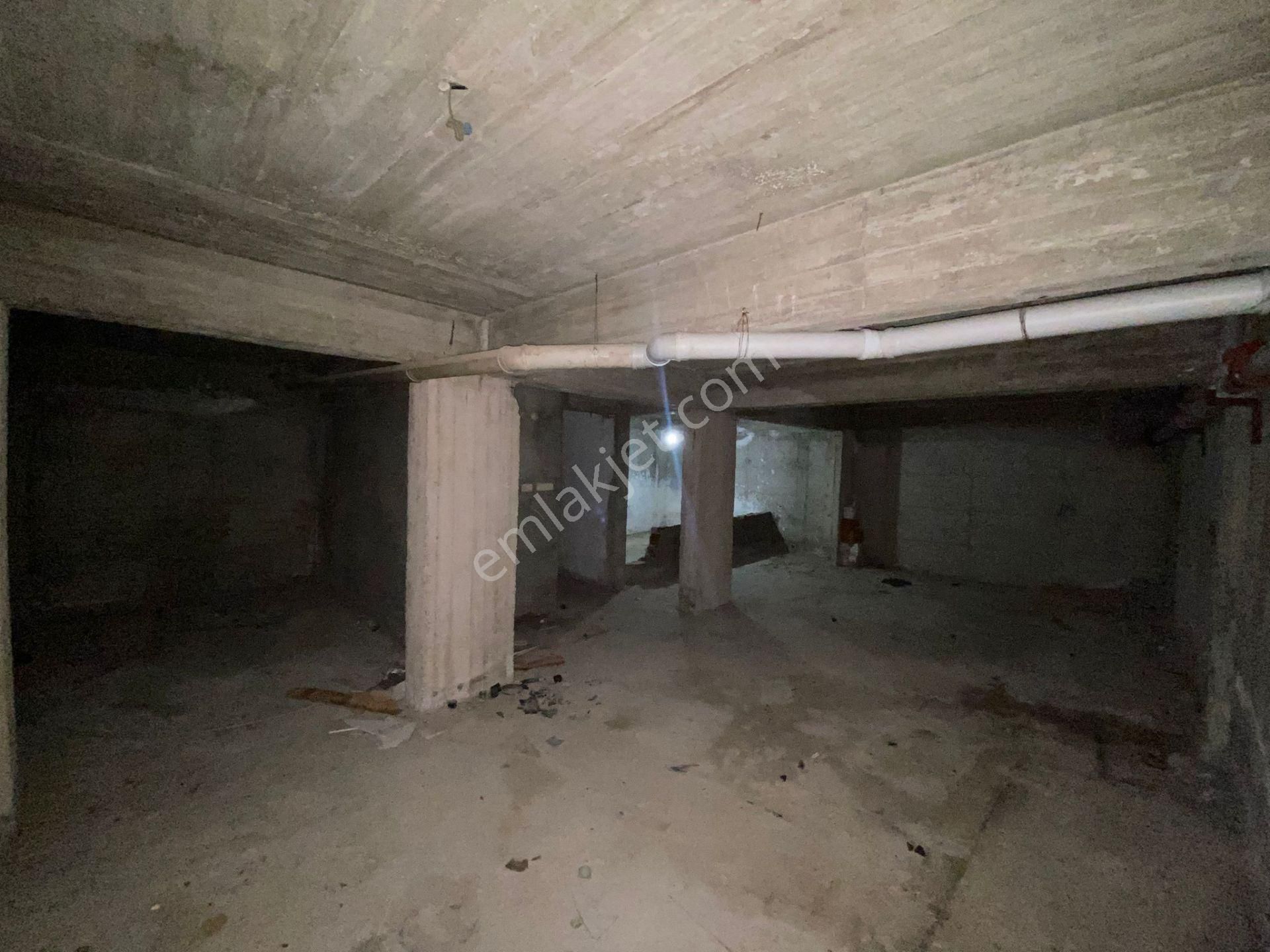 Acill Buca Atatürk Mah.de Hoca Ahmet Yesevi Caddesi Dibinde 140m2 Kullanım Alanlı Satılık Dükkan - Görsel 8