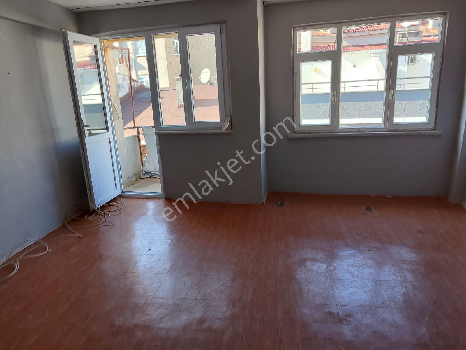 Tekirdağ Süleymanpaşa Orta Cami Mahallesi Satılık 2 + 1 Dubleks Daire