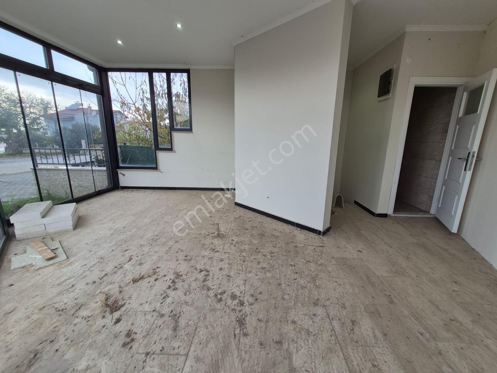 Poyraz Gayrimenkul'den Burhaniye İskele'de Komple Yatırımlık Bina - Görsel 38