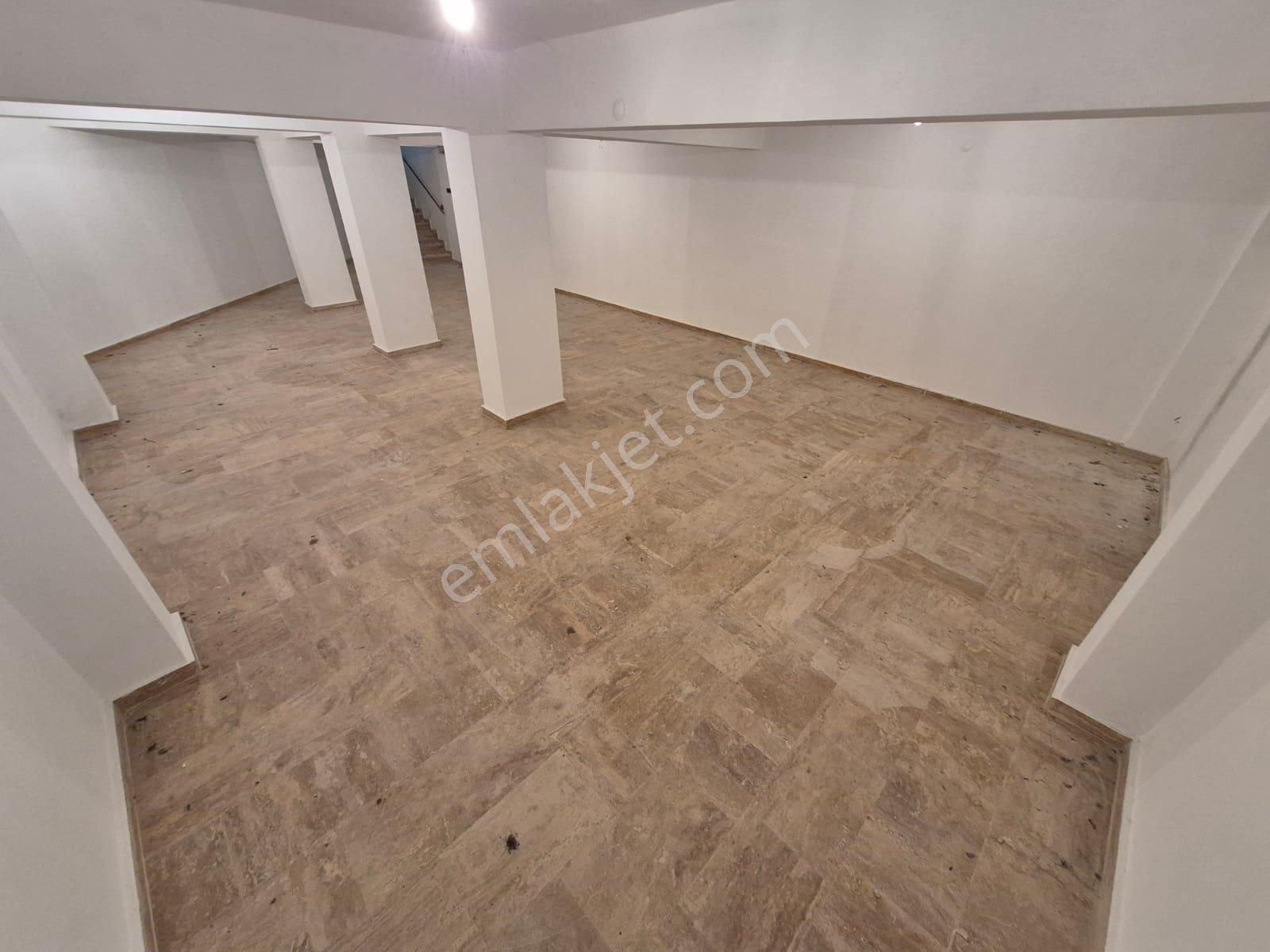 Poyraz Gayrimenkul'den Burhaniye İskele'de Komple Yatırımlık Bina - Görsel 27