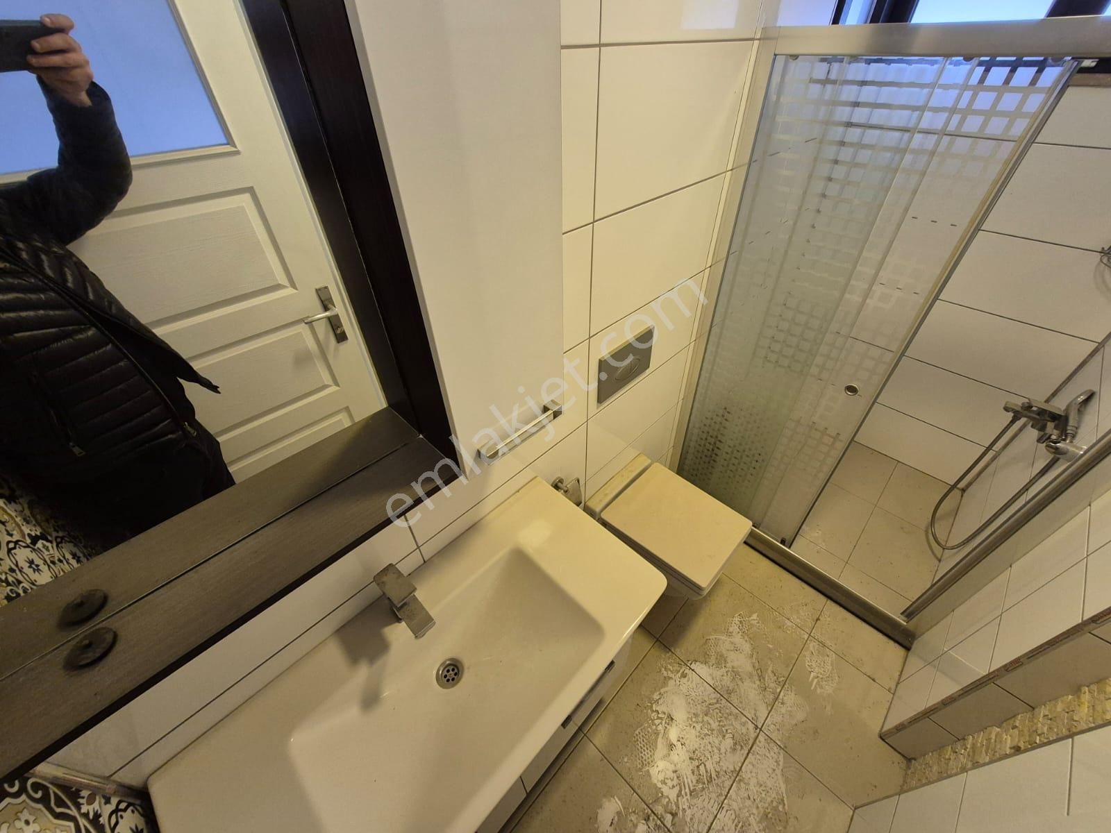 Poyraz Gayrimenkul'den Burhaniye İskele'de Komple Yatırımlık Bina - Görsel 21