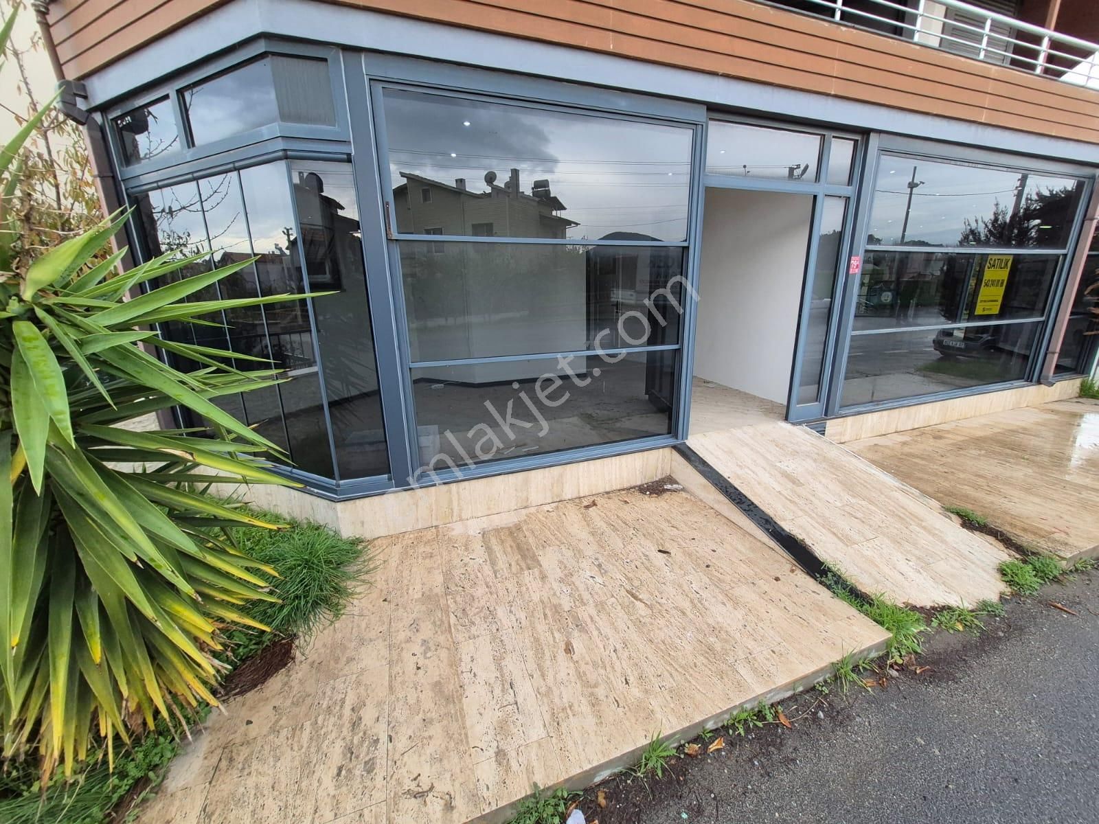 Poyraz Gayrimenkul'den Burhaniye İskele'de Komple Yatırımlık Bina - Görsel 42