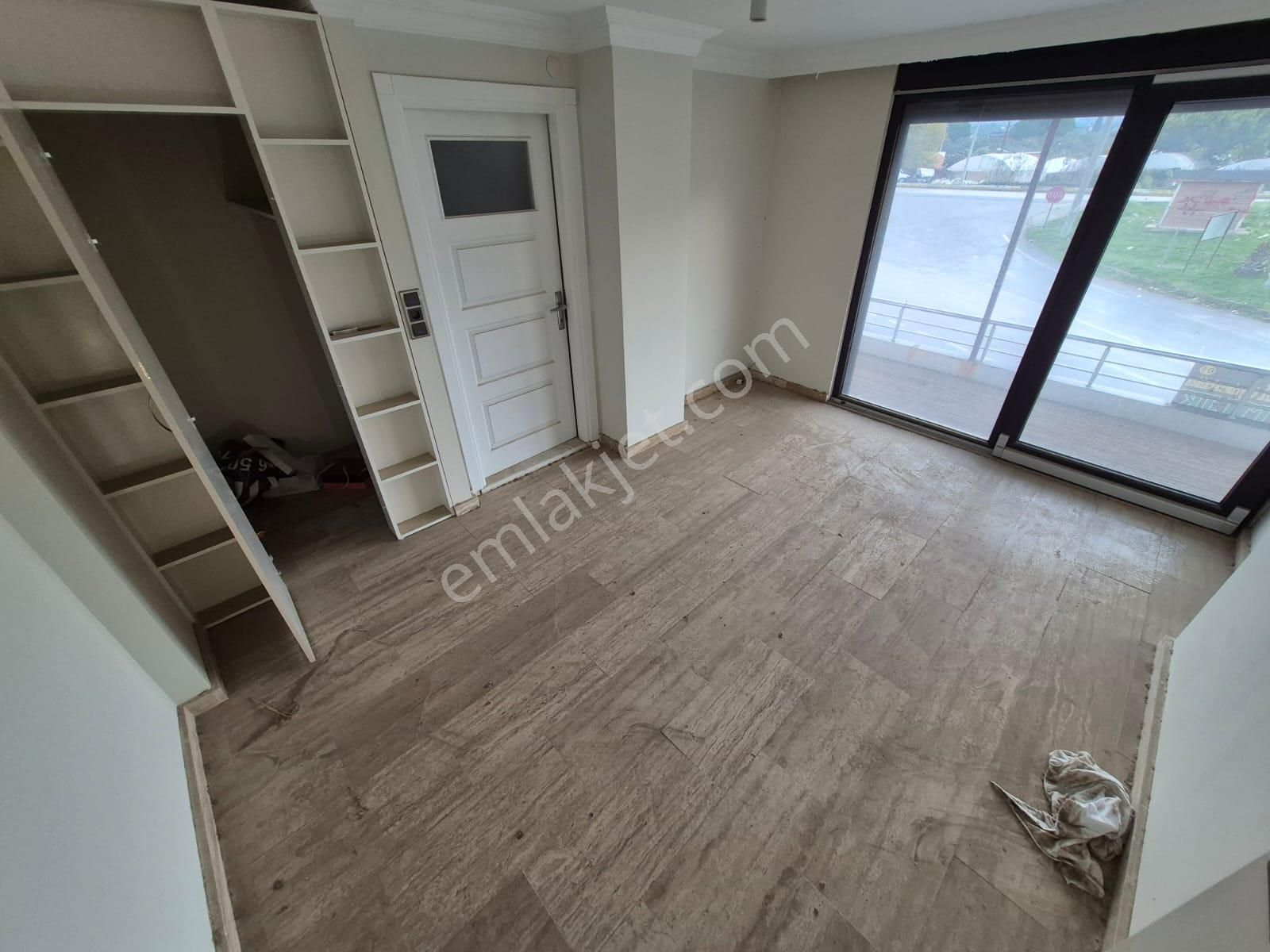 Poyraz Gayrimenkul'den Burhaniye İskele'de Komple Yatırımlık Bina - Görsel 23