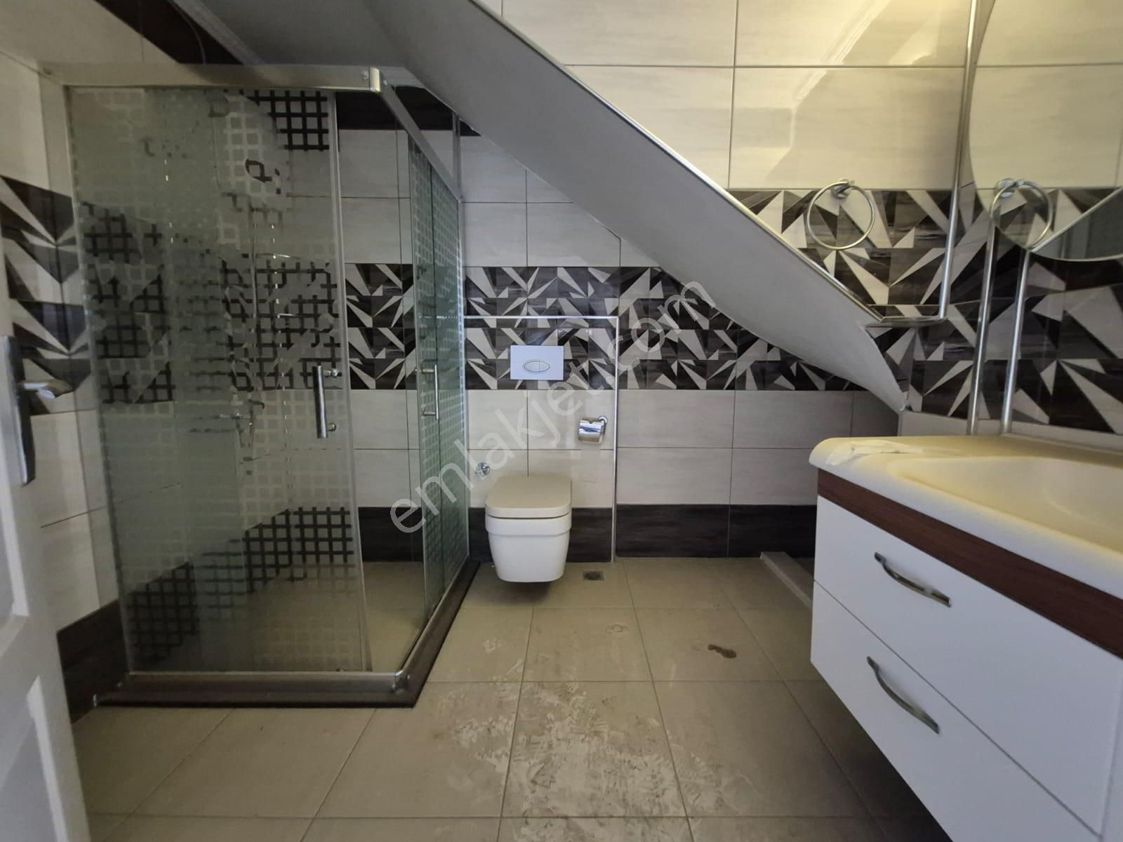 Poyraz Gayrimenkul'den Burhaniye İskele'de Komple Yatırımlık Bina - Görsel 25